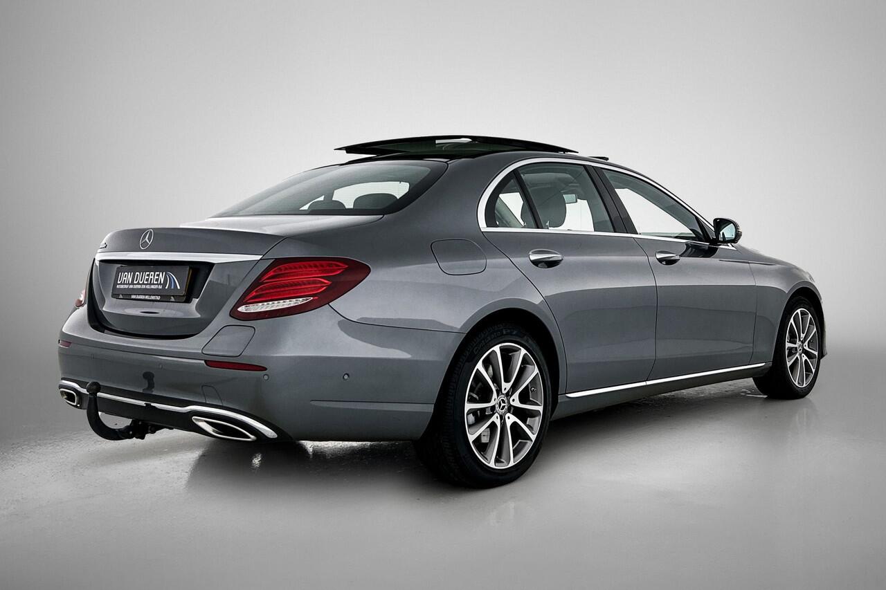 Mercedes-Benz E-KLASSE 300e PHEV Premium Plus Panoramadak, Trekhaak, Virtual, Leder Volledige onderhoudshistorie