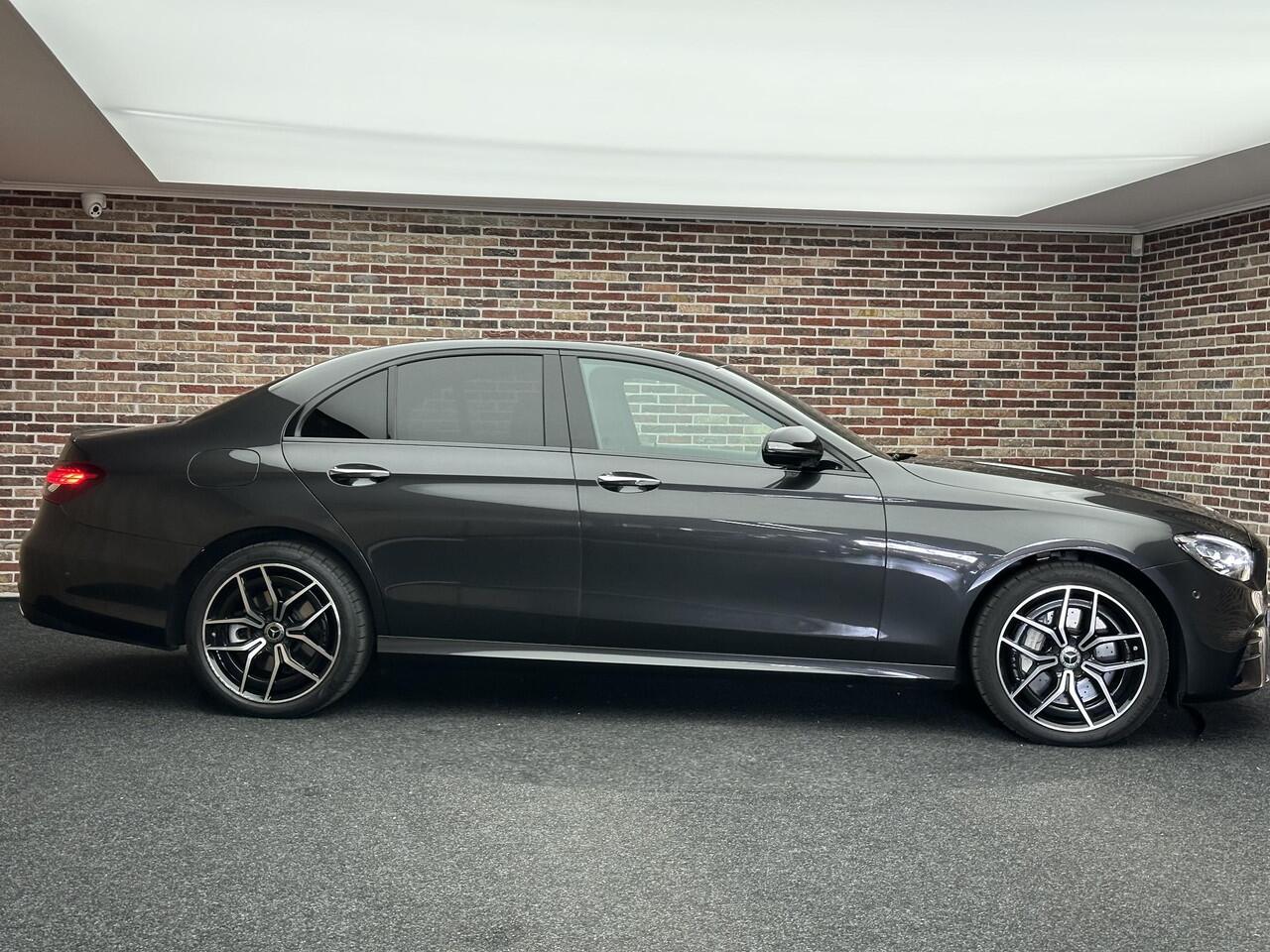 Mercedes-Benz E-KLASSE E300 e AMG Line Bomvol| Pano| Distronic | Burmester| 360'| Memory| Dodehoek | Active steering Assist