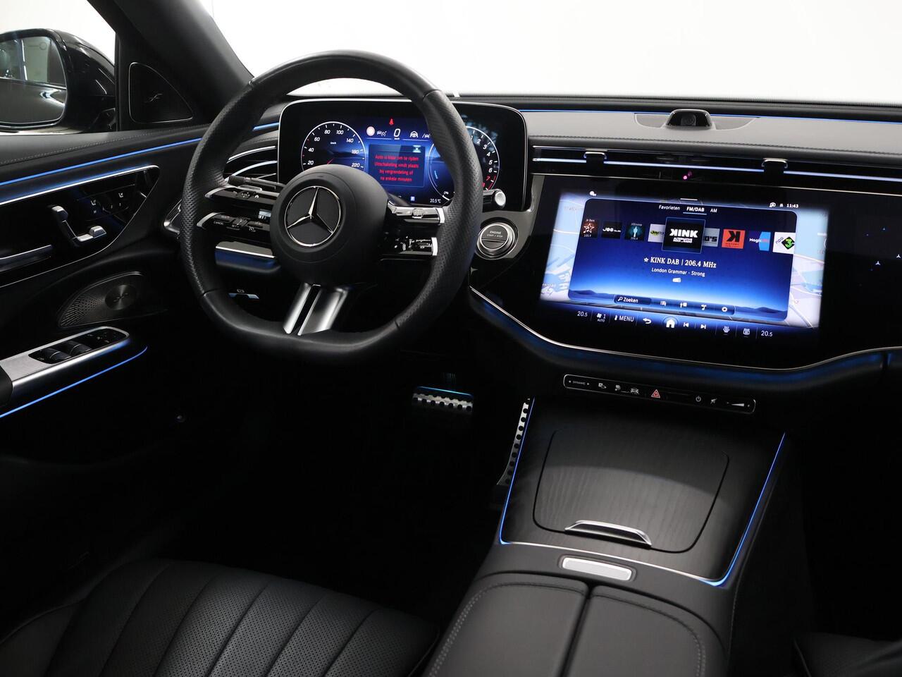 Mercedes-Benz E-KLASSE 300 e AMG Night | Superscreen | Lederen bekleding | Rijassistentiepakket | Burmester | Trekhaak | 360 camera |