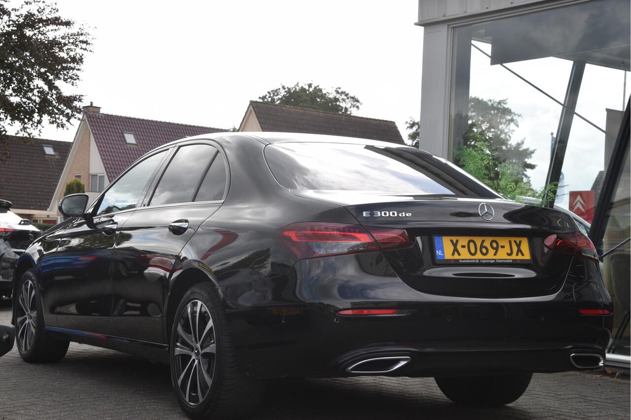 Mercedes-Benz E-KLASSE 300 de Avantgarde Carplay | Keyless | Adaptive cruise | LED | 360 Camera | Stoelverwarming | Trekhaak