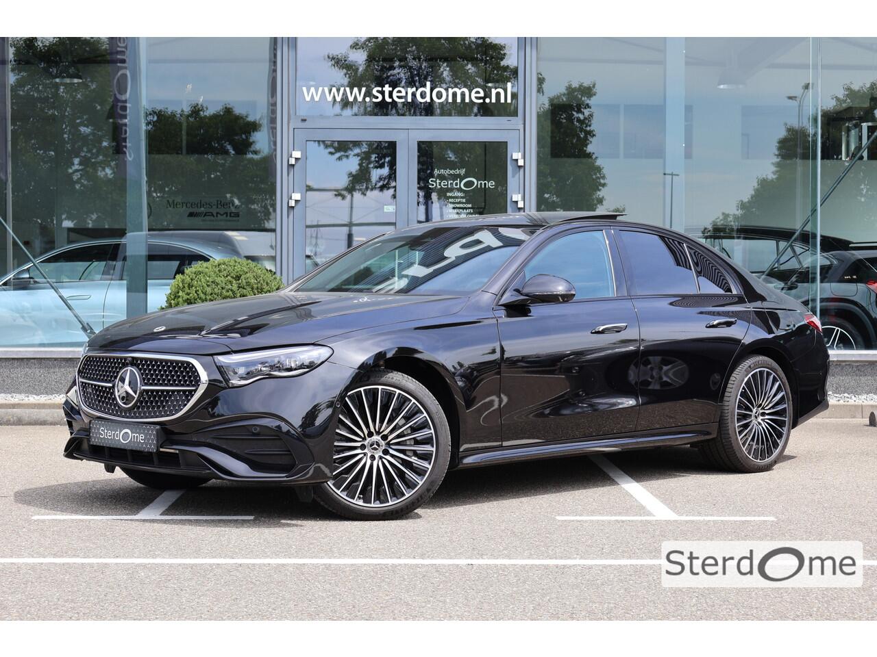 Mercedes-Benz E-KLASSE 300 e AMG Line l Panoramadak l 360 Camera l Head-up l DISTRONIC l Night pakket lBurmester 4 D l Digital Light l Keyless Go l I MBUX l Night pakket I Memory stoelen I Essenhout I Augmented Reality I Stoelverwarming l