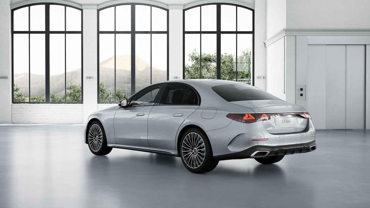 Mercedes-Benz E-KLASSE 300e Sport Edition | Panoramaschuifdak | Premium | Rijassistentiepakket | Leder | Burmester | 360° camera |