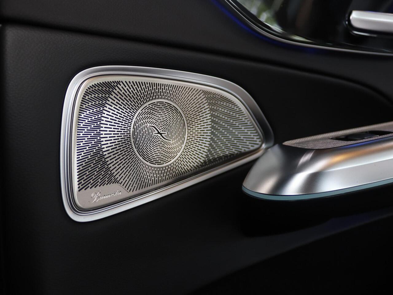 Mercedes-Benz E-KLASSE 300e Sport Edtion | Premium plus pakket | Panorama-schuifdak | Superscreen | Stoelventilatie | Head-Up