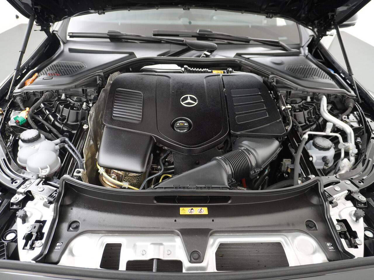 Mercedes-Benz E-KLASSE 400 e 4MATIC AMG Line | Distronic Memory Ventilatie 360 Camera