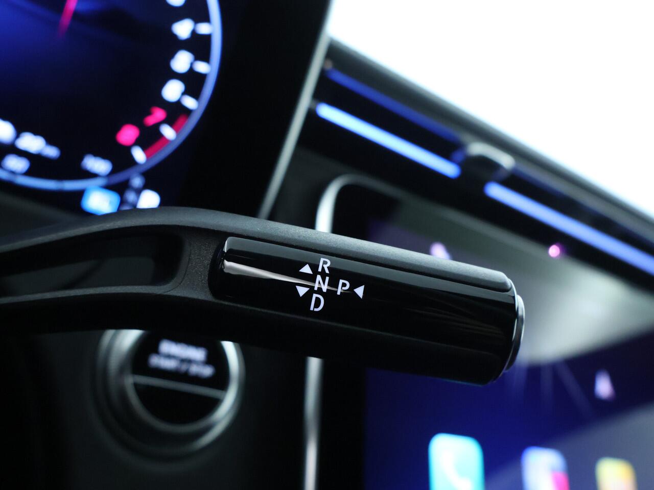 Mercedes-Benz E-KLASSE 300 e 4-MATIC AMG NIghtpack Plug-In Hybride | Panoramadak | Burmester® | Trekhaak | Rijassistentiepakket plus | 360 gr Camera | Memory | Inclusief 24 maanden Mercedes-Benz Certified garantie voor Europa.