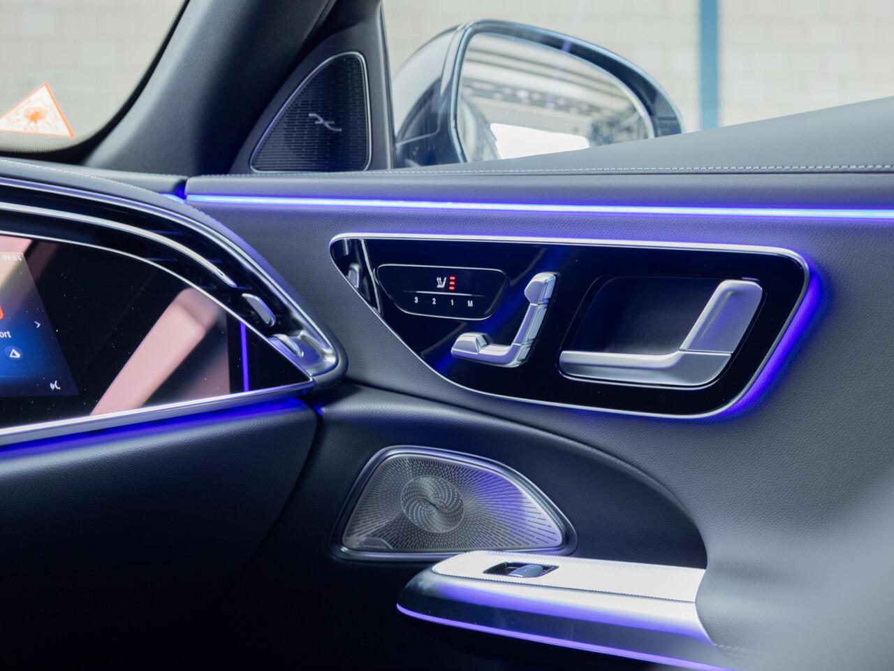 Mercedes-Benz E-KLASSE Limousine 300 e Sport Edition Premium PLUS | Panorama dak | Trekhaak