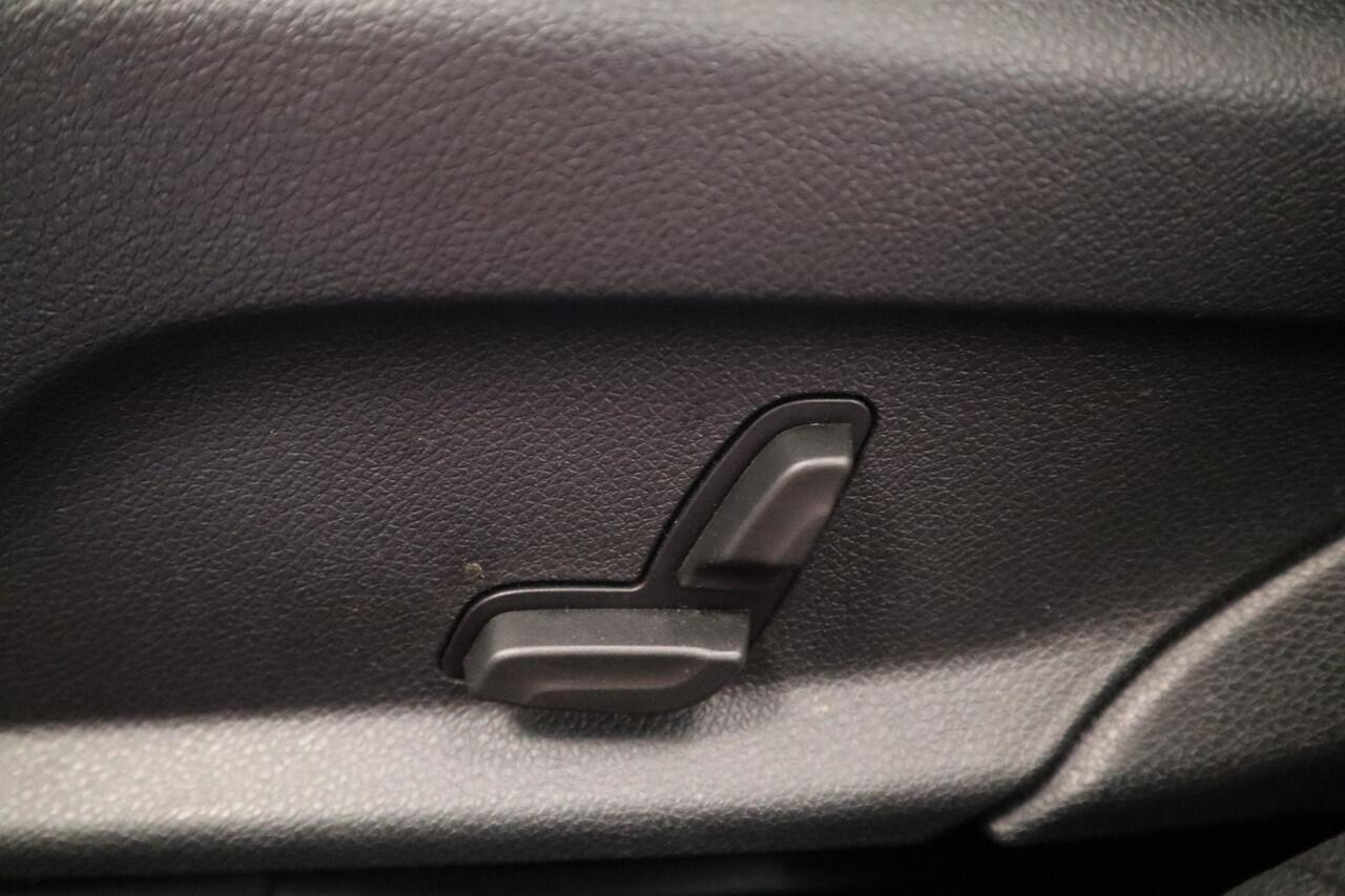 Mercedes-Benz E-KLASSE 300 e AMG Line PDC ACC Schuifkanteldak 360 Camera 19''lm