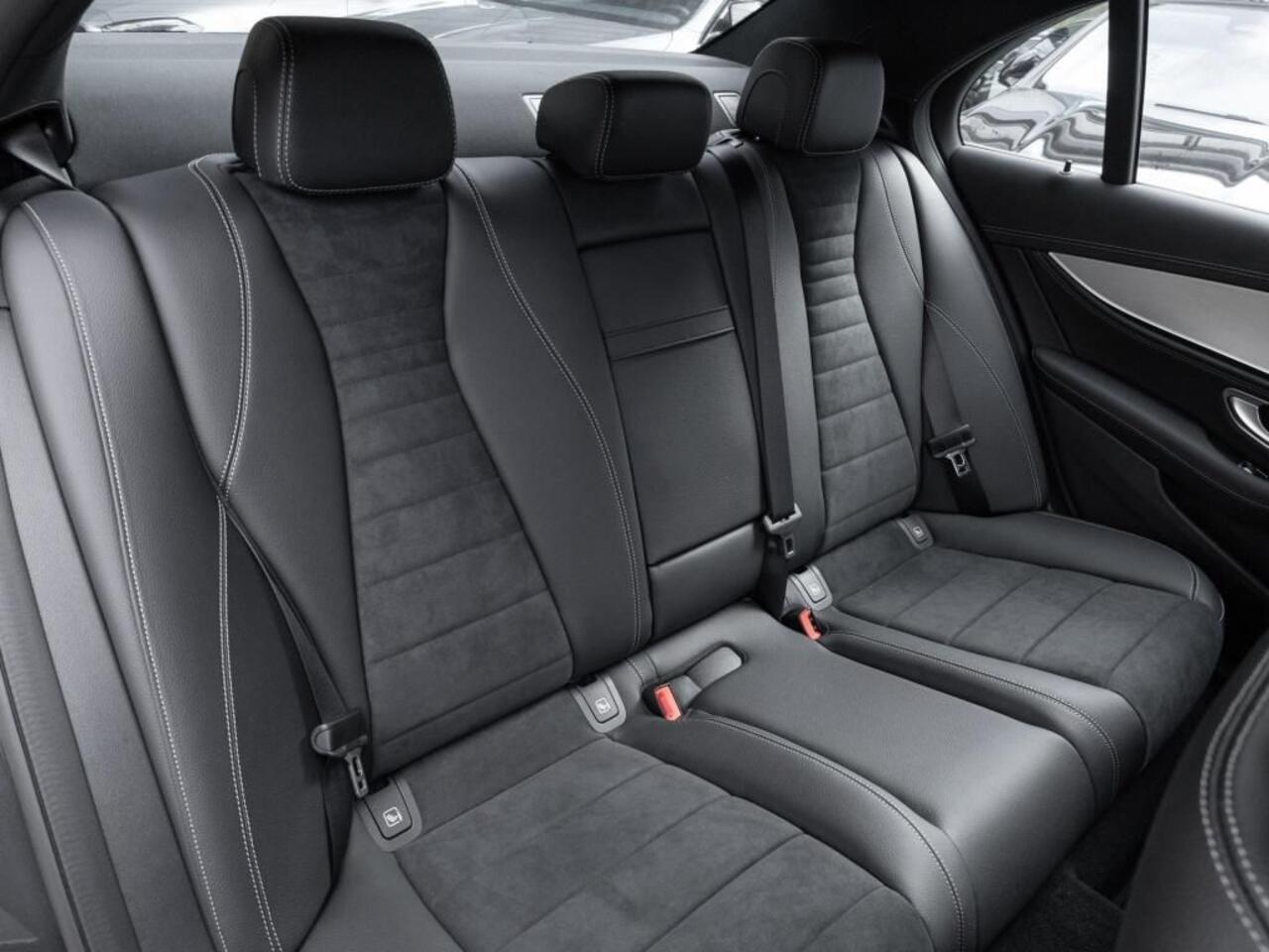 Mercedes-Benz E-KLASSE 400 d 4MATIC AMG Line 330 PK Distronic Widescreen Cockpit Schuifdak 19 Inch Navi LED