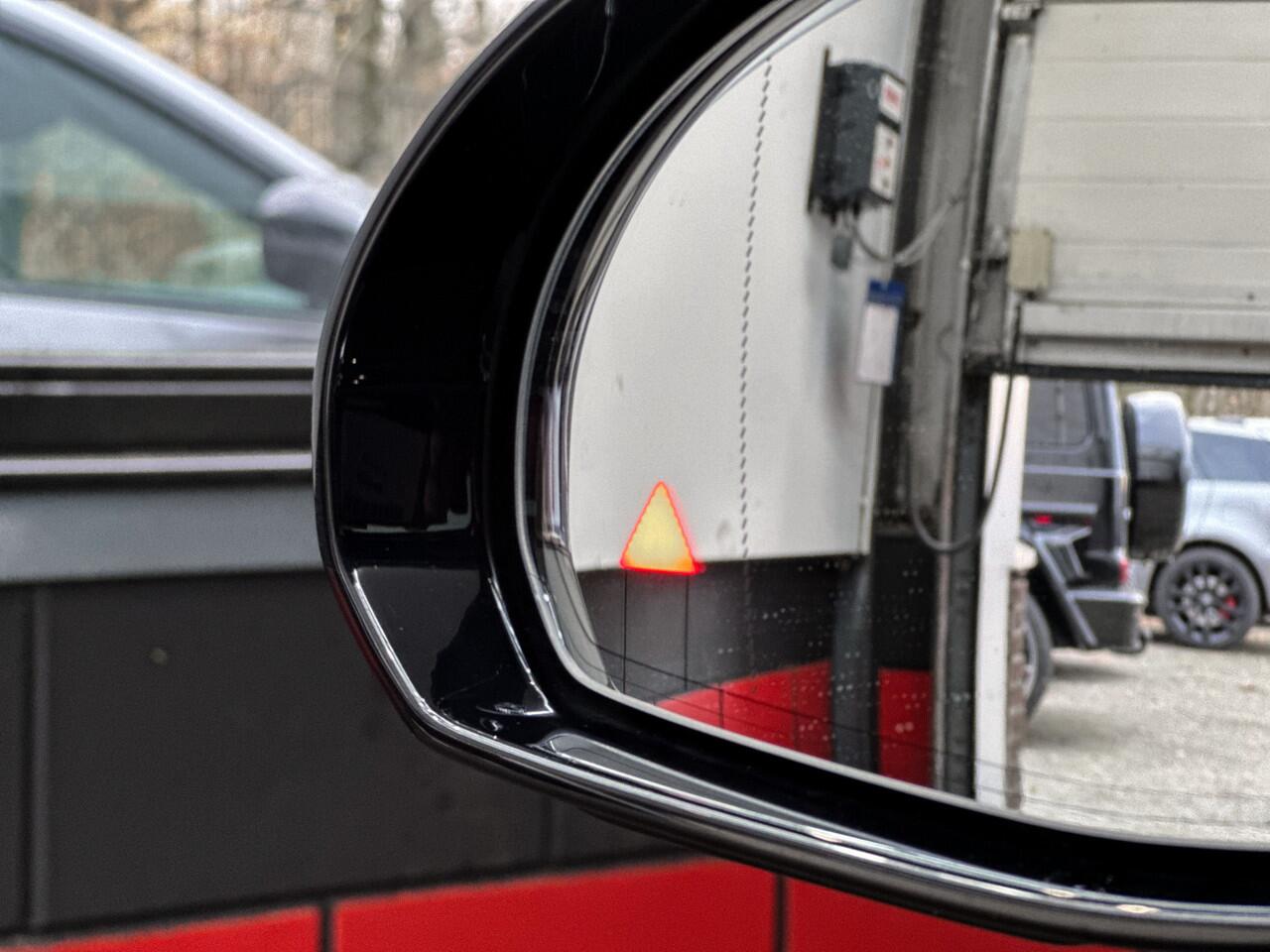 Mercedes-Benz E-KLASSE E300 e AMG SuperScreen|360Camera|Sfeer|BTW