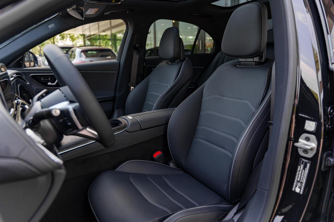 Mercedes-Benz E-KLASSE 300e Sport Edition | Panoramaschuifdak | Premium plus | Superscreen | Nightpakket | Burmester | Stoelventilatie | Rijassistentiepakket Plus | Head-up display | DISTRONIC |