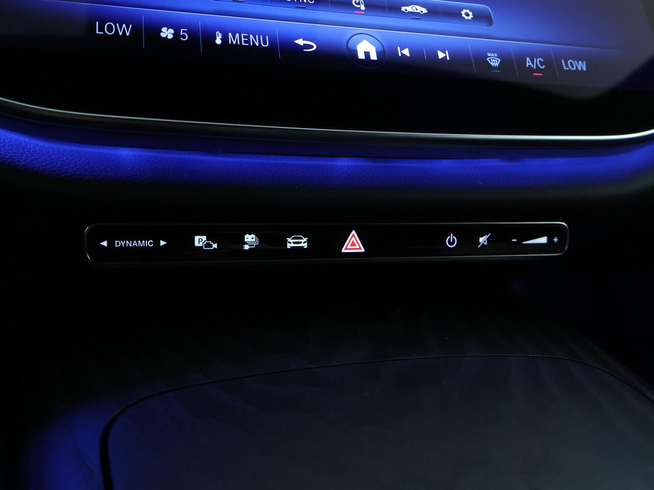 Mercedes-Benz E-KLASSE 300 e AMG Plug-In Hybride | AMG Line Advanced Plus | Stuur en Stoelverwarming | Memory Voorstoelen | Dodehoek Assist | 360° camera | Inclusief 24 maanden MB Certified garantie voor Europa.