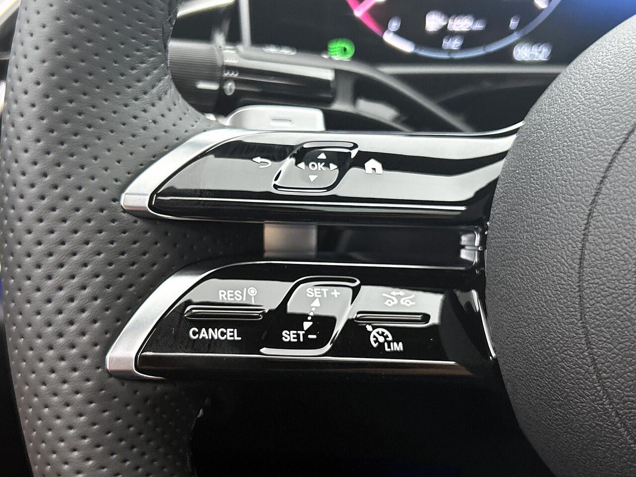 Mercedes-Benz E-KLASSE 300 e Sport Edition | Premium Pakket | Nightpakket | Trekhaak | Winter pakket | MBUX Superscreen | Burmester® 4D surround sound system |