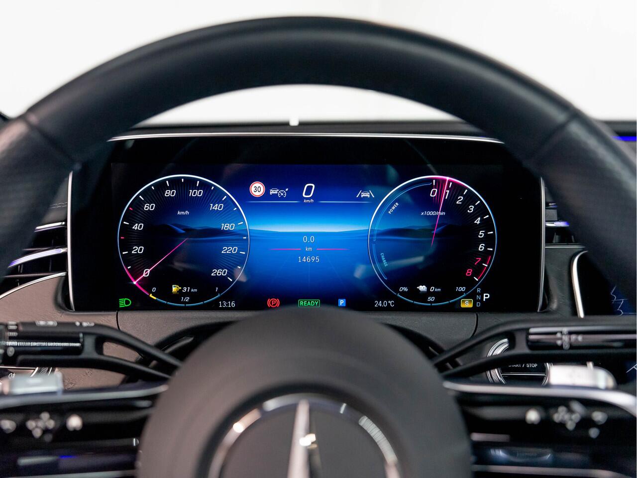 Mercedes-Benz E-KLASSE E 300 e 4MATIC AMG Line Advanced Plus | Pano