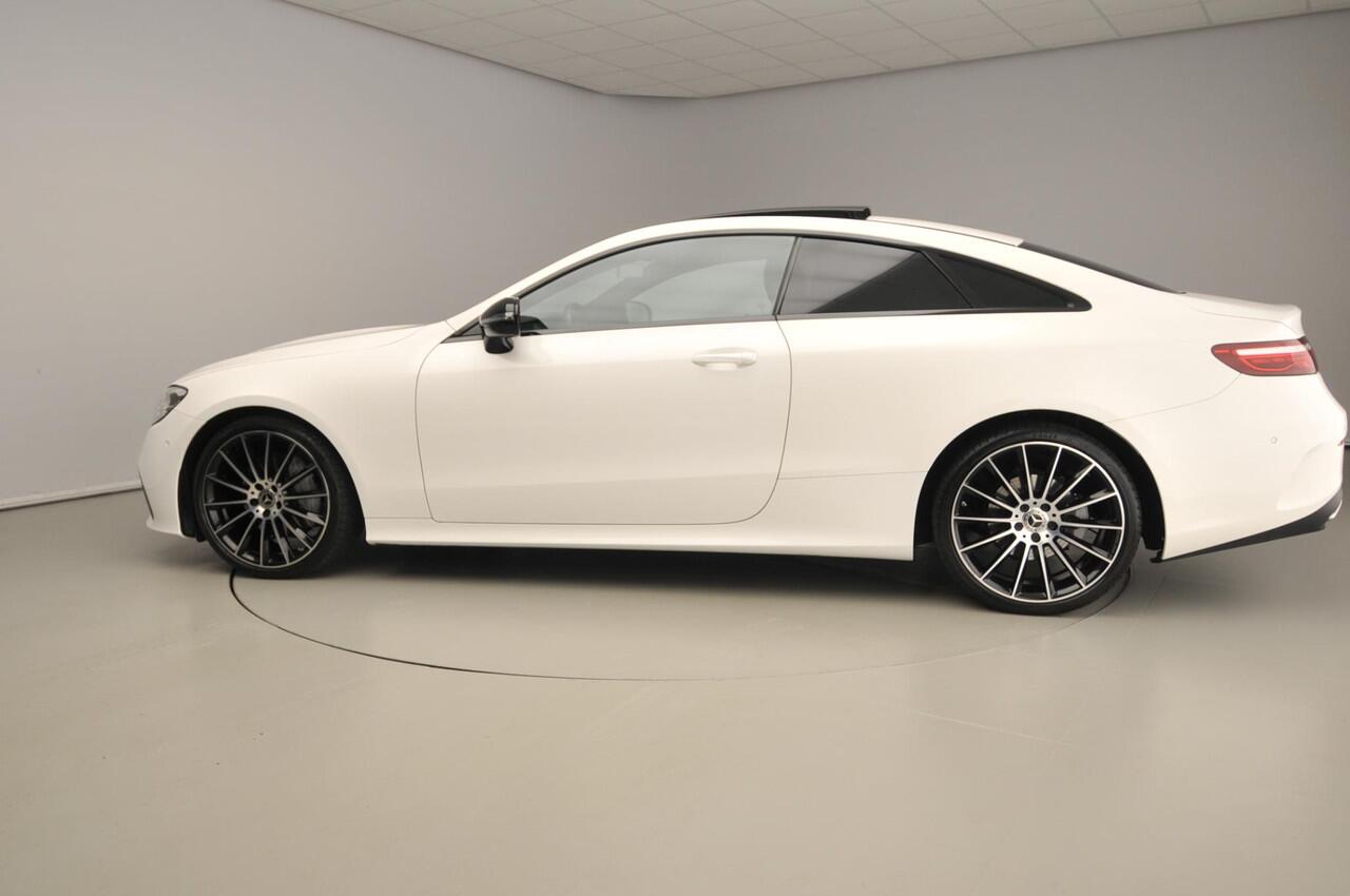 Mercedes-Benz E-KLASSE Coupé 200 AMG Line Widescreen | Pano | Camera | 20"