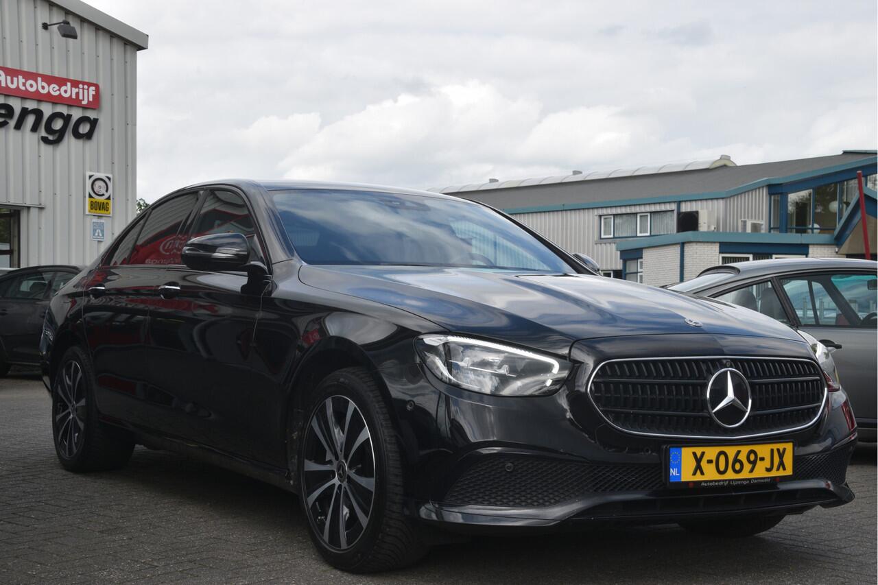Mercedes-Benz E-KLASSE 300 de Avantgarde Carplay | Keyless | Adaptive cruise | LED | 360 Camera | Stoelverwarming | Trekhaak