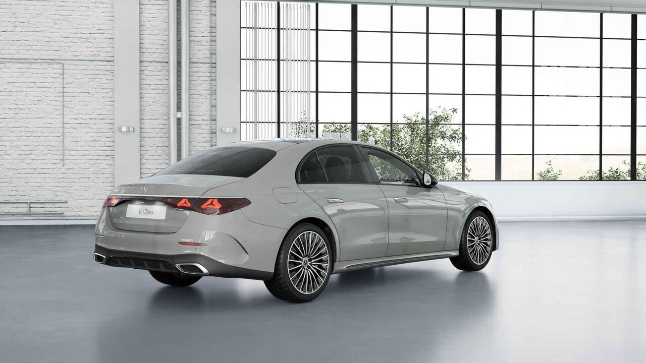 Mercedes-Benz E-KLASSE 300e Sport Edition | Panoramaschuifdak | Premium | Rijassistentiepakket | Leder | Burmester | 360° camera |