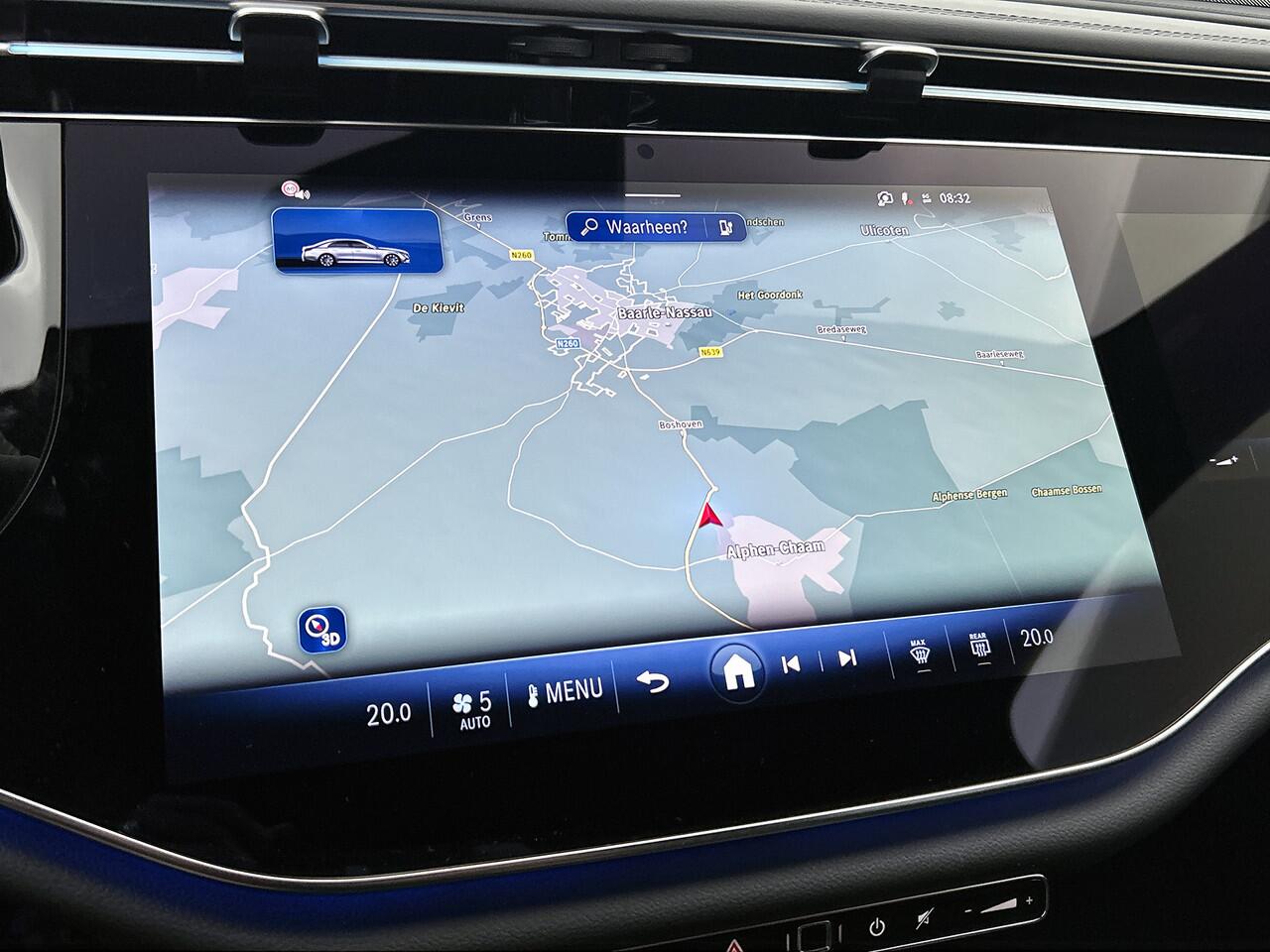 Mercedes-Benz E-KLASSE 300 e Sport Edition | Premium pakket | Trekhaak | Nightpakket | Winter pakket | Adaptieve Cruise Control | Burmester® 4D surround sound system | MBUX Superscreen | Parkeerpakket met 360°-camera |