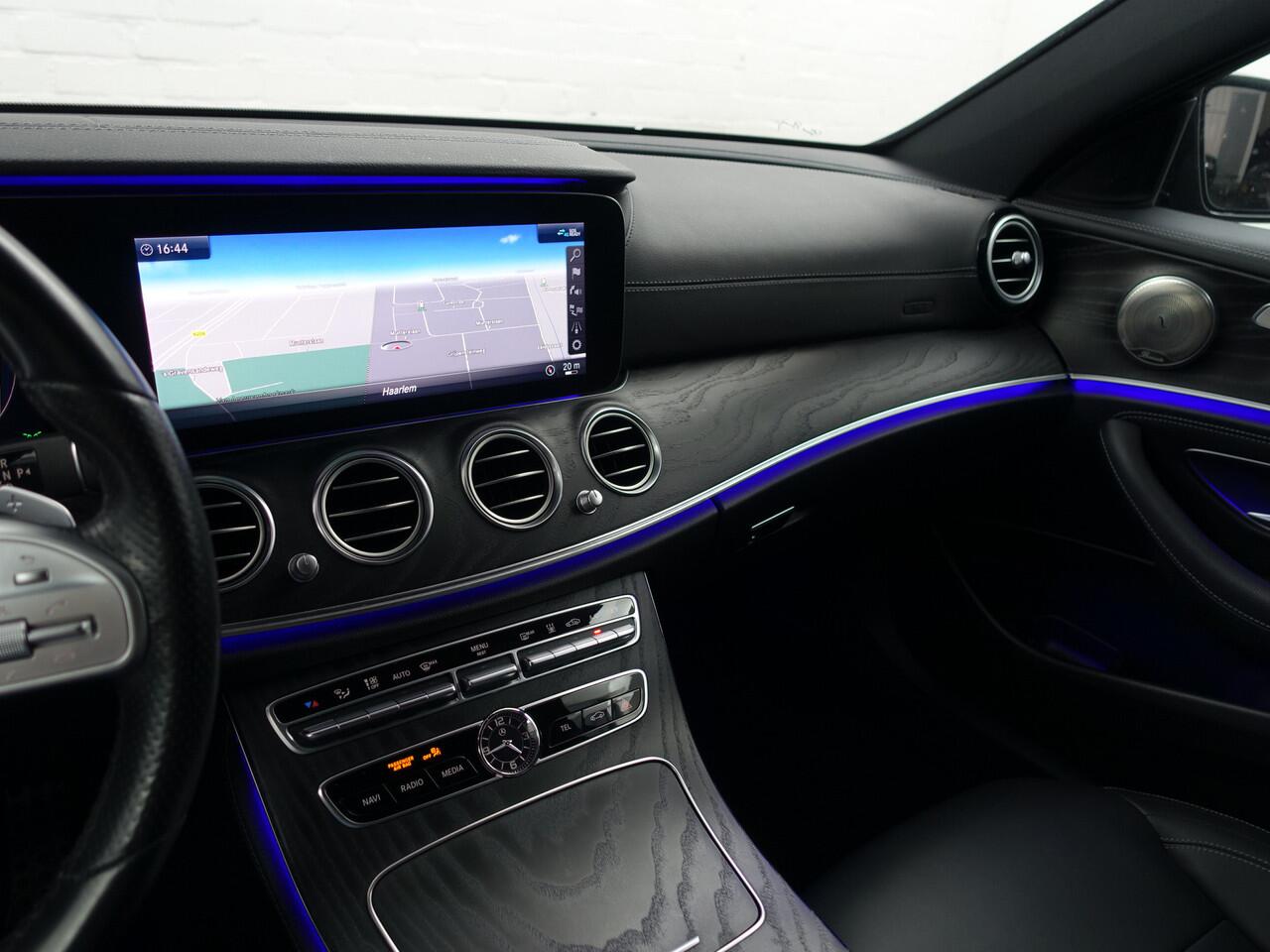 Mercedes-Benz E-KLASSE 300 e AMG Night Edition Aut- Memory Seats, Sfeerverlichting, 360 Camera, CarPlay, Android Auto, Burmester Audio