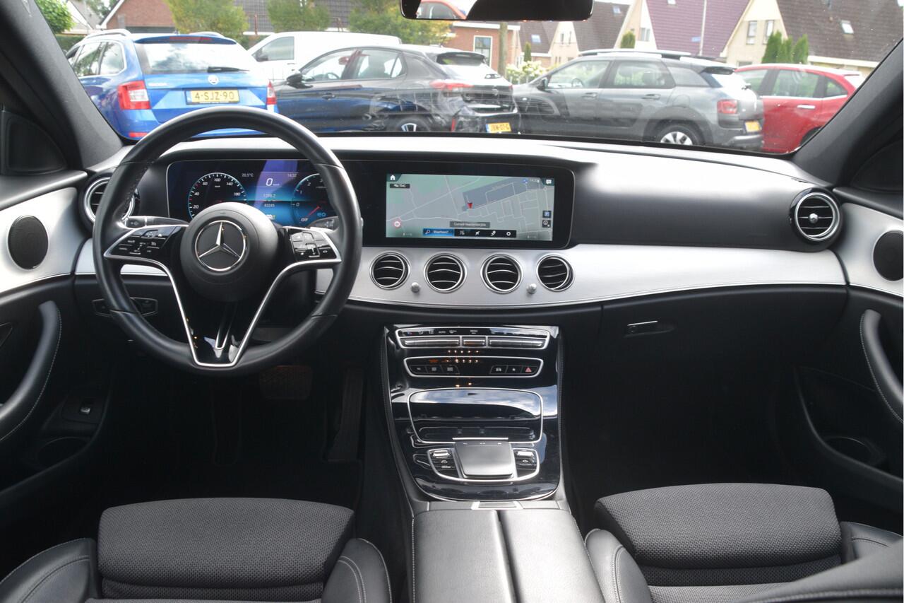 Mercedes-Benz E-KLASSE 300 de Avantgarde Carplay | Keyless | Adaptive cruise | LED | 360 Camera | Stoelverwarming | Trekhaak