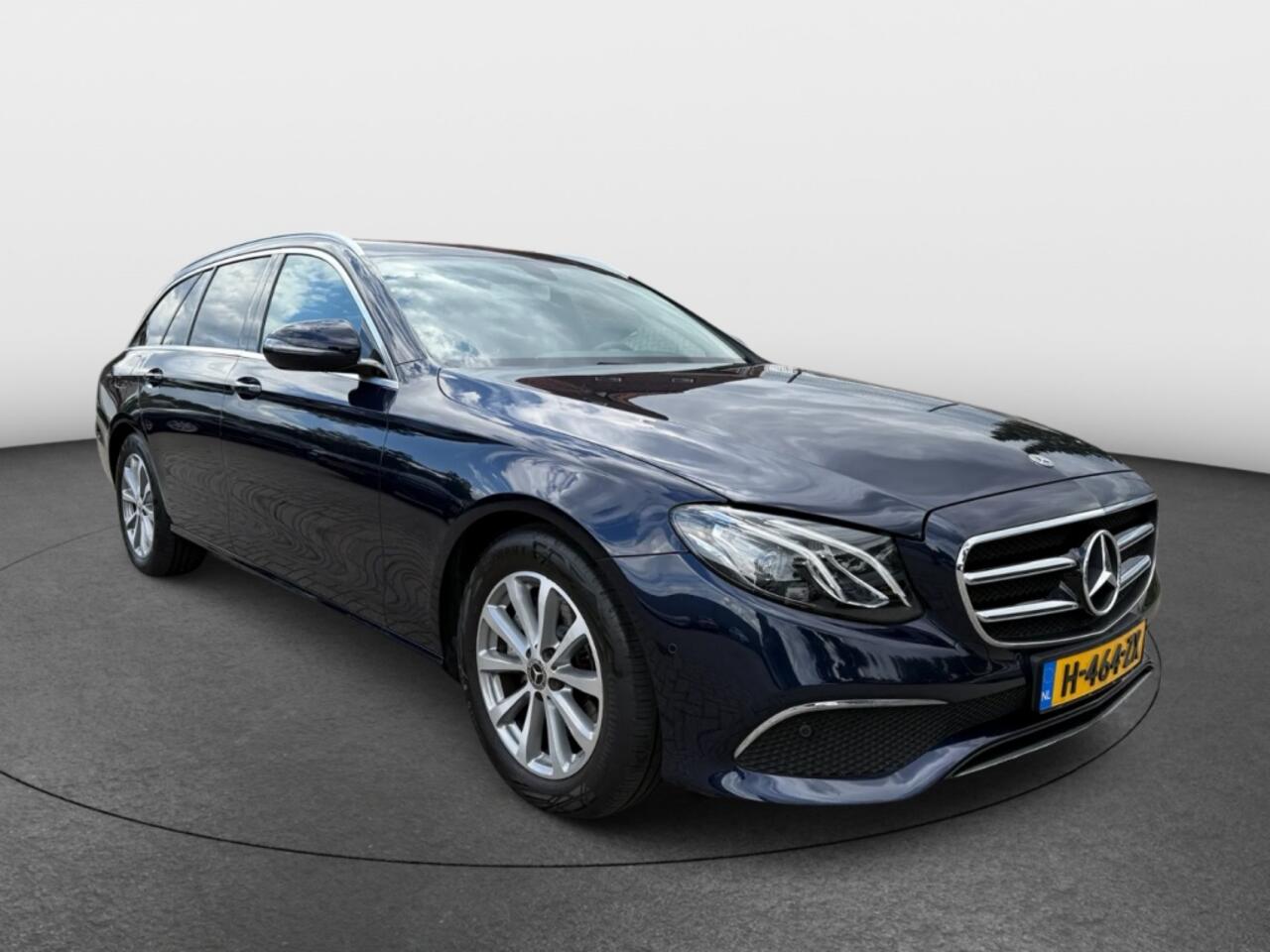 Mercedes-Benz E-KLASSE 200 Business Solution Aut [ Widescreen Sfeerled Leder Camera Nav