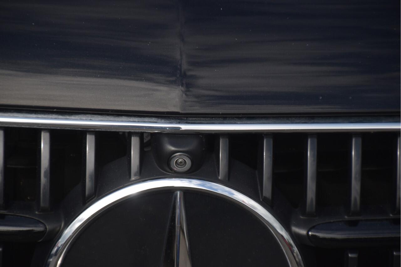 Mercedes-Benz E-KLASSE 300 de Avantgarde Carplay | Keyless | Adaptive cruise | LED | 360 Camera | Stoelverwarming | Trekhaak