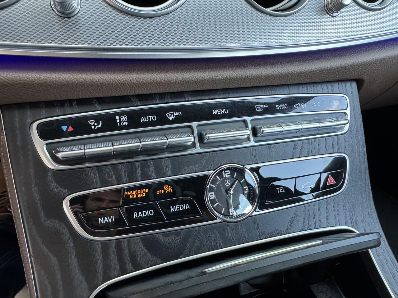 Mercedes-Benz E-KLASSE 200 Bus. Sol. Sport AMG/WIDESCREEN/ NL AUTO/1 EIGN.