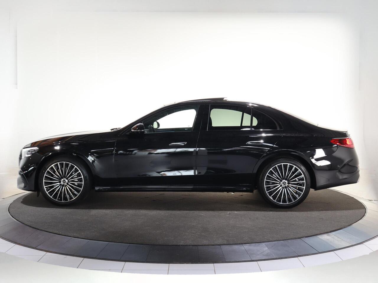 Mercedes-Benz E-KLASSE 300 e Sport Edition 300 e Sport Edition | Panoramaschuifdak | Premium Plus | Rijassistentiepakket Plus | Nightpakket | Leder pakket | Burmester | Head-up display | 360° camera | DISTRONIC |