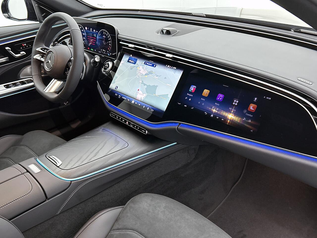 Mercedes-Benz E-KLASSE 300 e Sport Edition | Premium pakket | Rijassistentiepakket Plus | Nightpakket | Trekhaak | Multibeam LED | Panoramaschuifdak | Winter pakket | MBUX Superscreen | Parkeerpakket met 360°-camera |