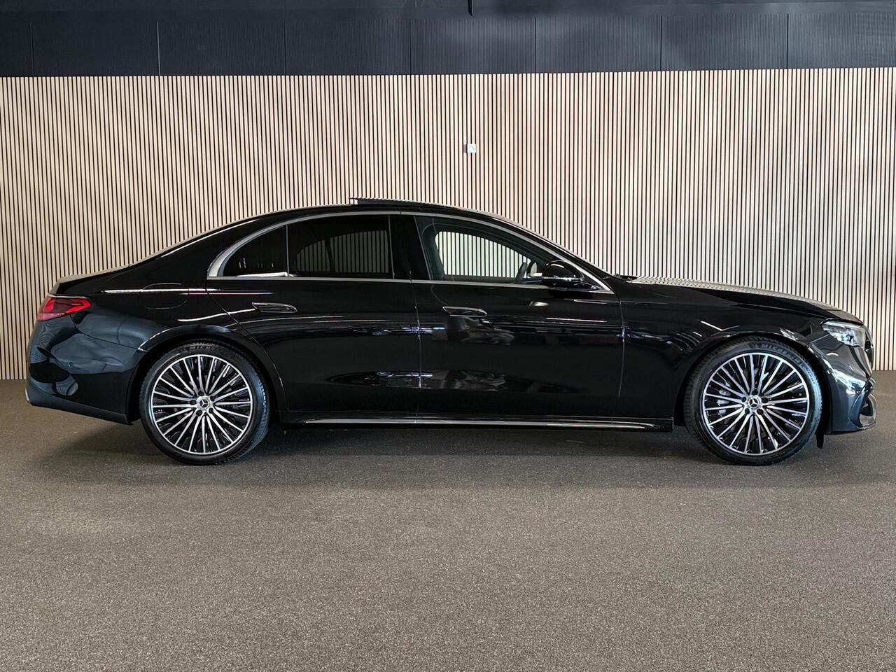 Mercedes-Benz E-KLASSE 220D AMG STYLING-PANORAMA-MEMORY-DISTRONIC-360 CAMERA-ZEER COMPL.