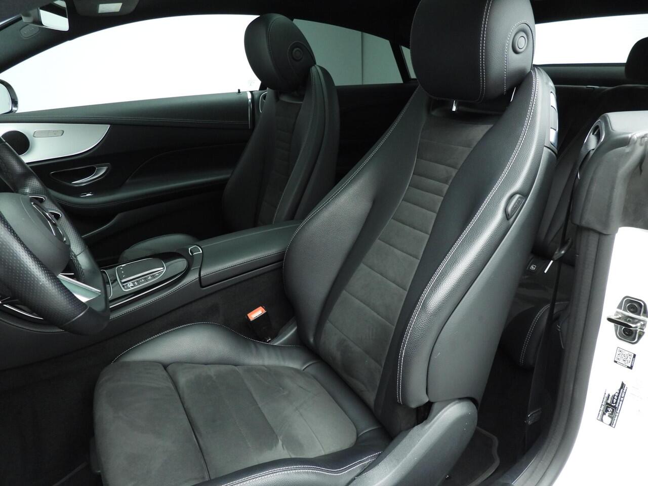 Mercedes-Benz E-KLASSE Coupé 200 AMG Line Widescreen | Pano | Camera | 20"