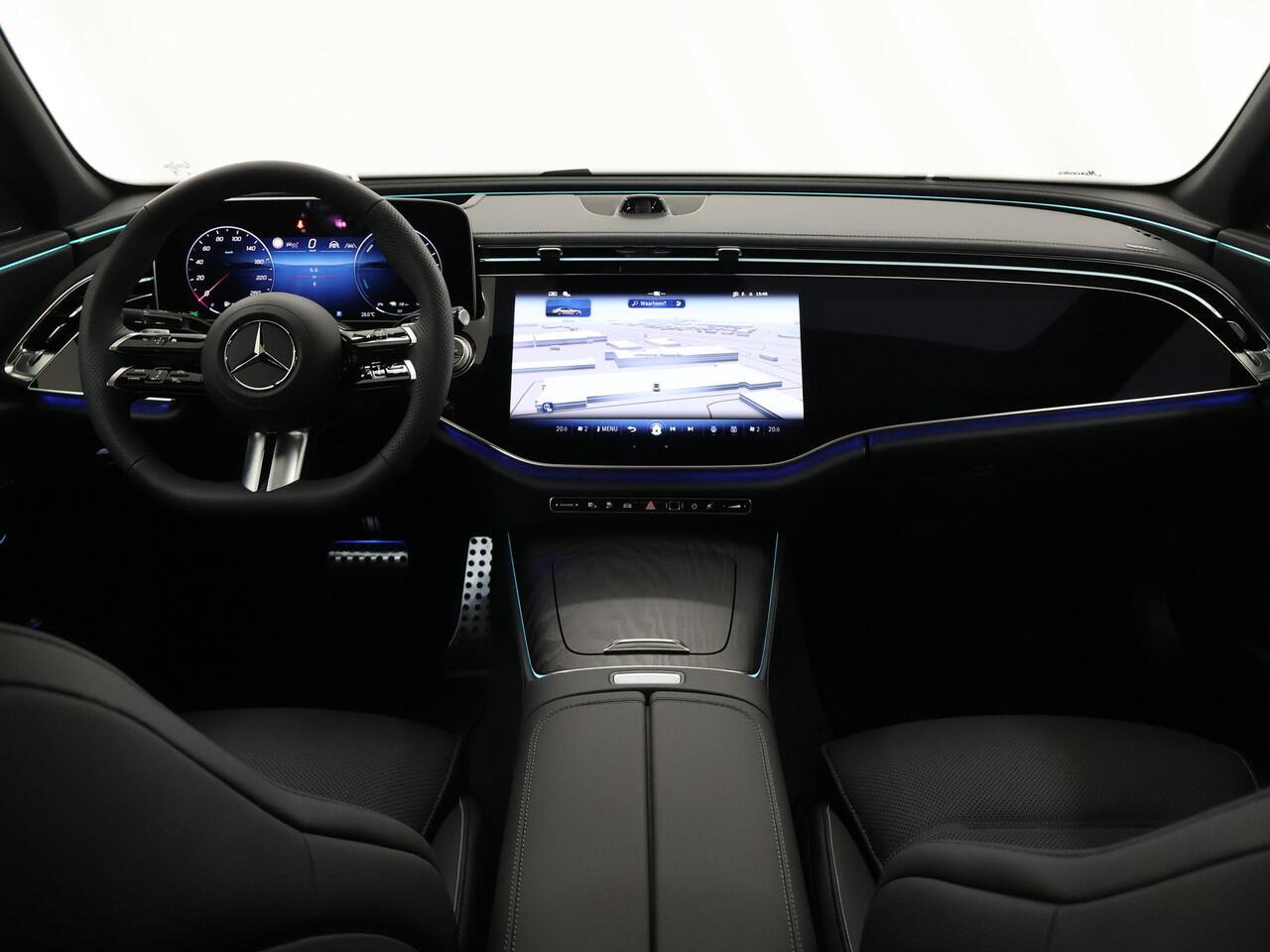 Mercedes-Benz E-KLASSE 300e Sport Edition | Panoramaschuifdak | Nightpakket | Rijassistentiepakket Plus | Premium Plus | Leder pakket | Head-up display | Burmester |