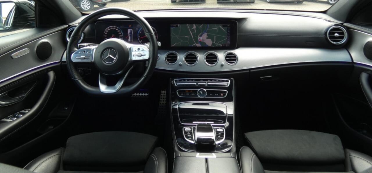 Mercedes-Benz E-KLASSE 200 AMG Edition Automaat,Pano.360,Led,Night Pakket