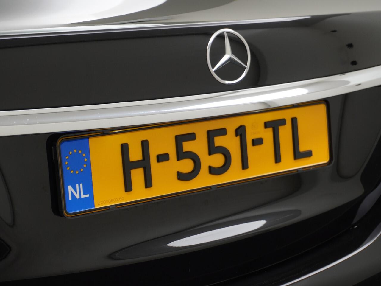 Mercedes-Benz E-KLASSE 200 Sport Edition | Burmester Trekhaak Multibeam AMG Wielen