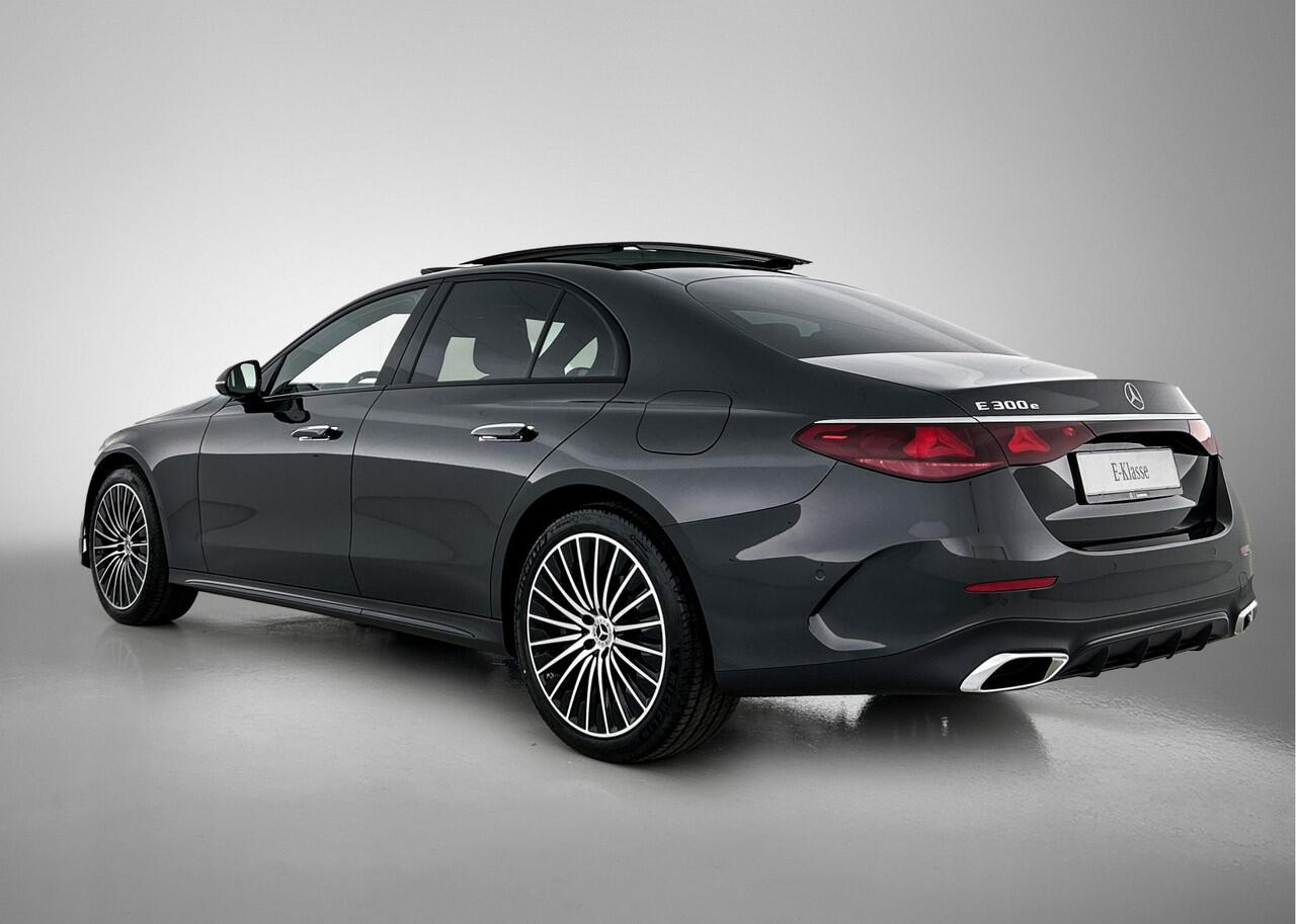 Mercedes-Benz E-KLASSE 300 e Sport Edition | Premium pakket | Nightpakket | Burmester® 4D surround sound system | Trekhaak | Winter pakket | MBUX Superscreen |