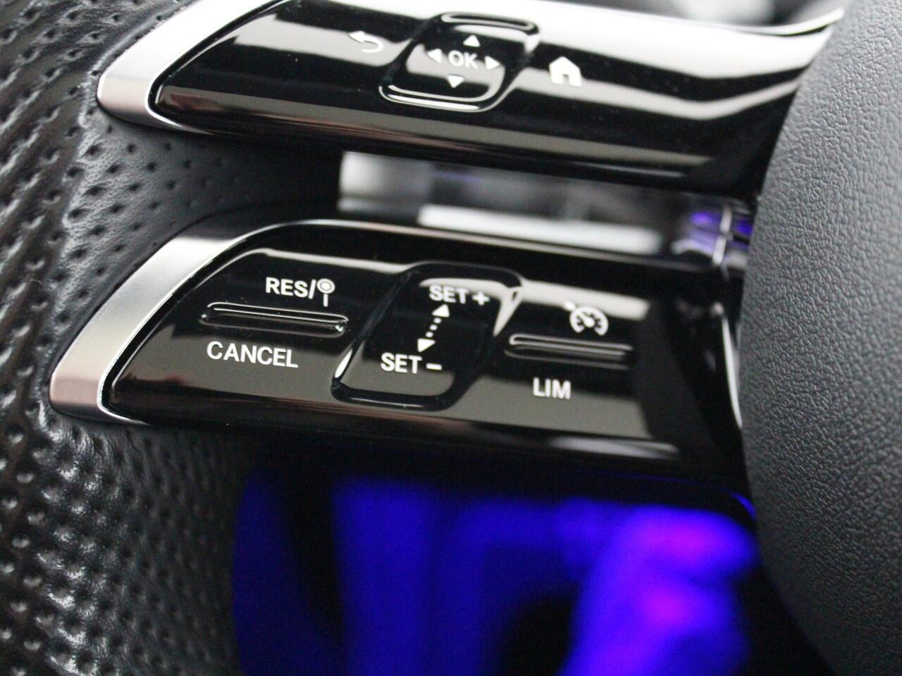 Mercedes-Benz E-KLASSE 200 Business Solution AMG | Panormadak | Trekhaak | Premium plus |*