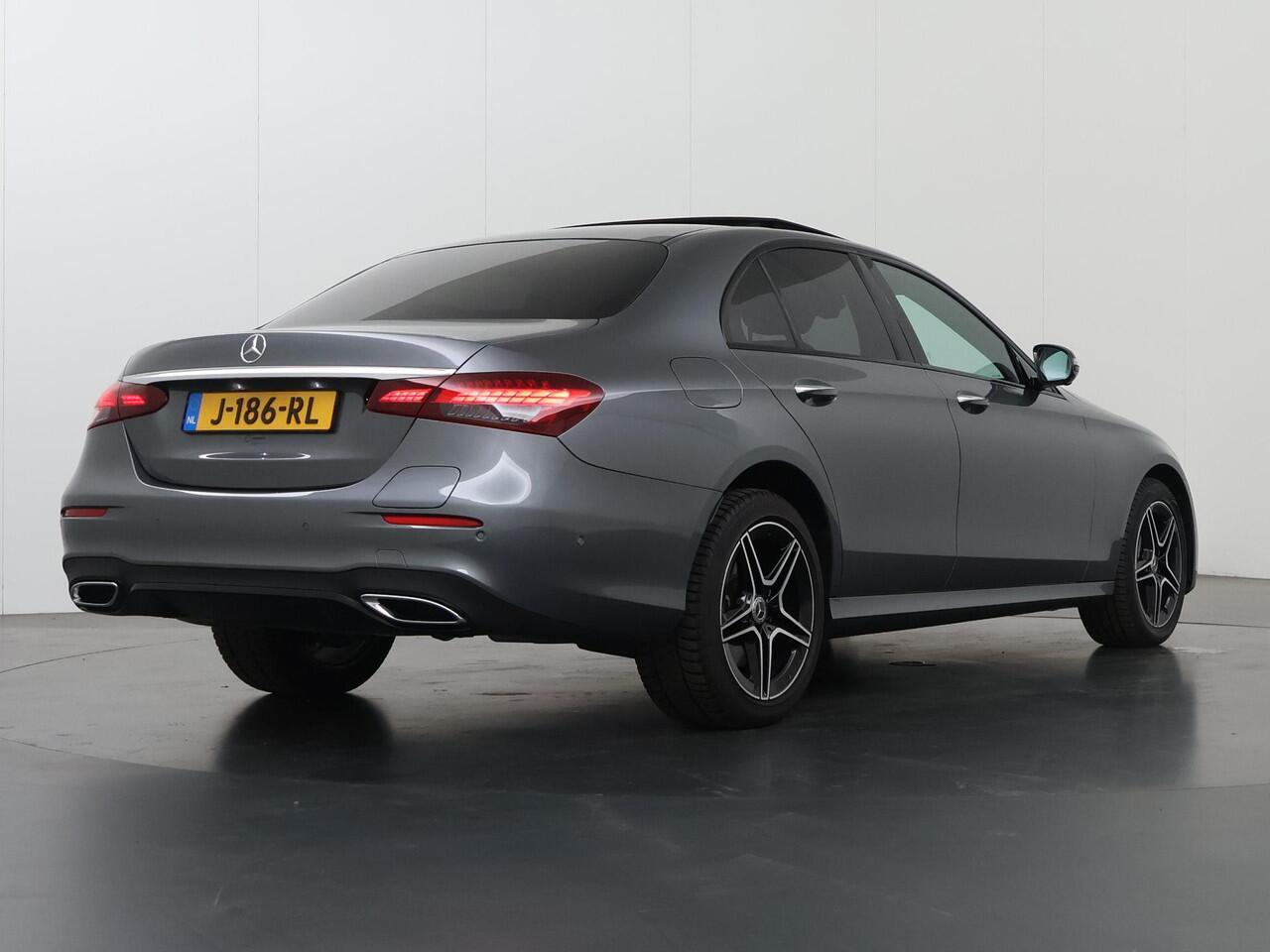 Mercedes-Benz E-KLASSE 300 e Business Solution AMG | Panoramadak | Night pakket | Burmester | Memory |