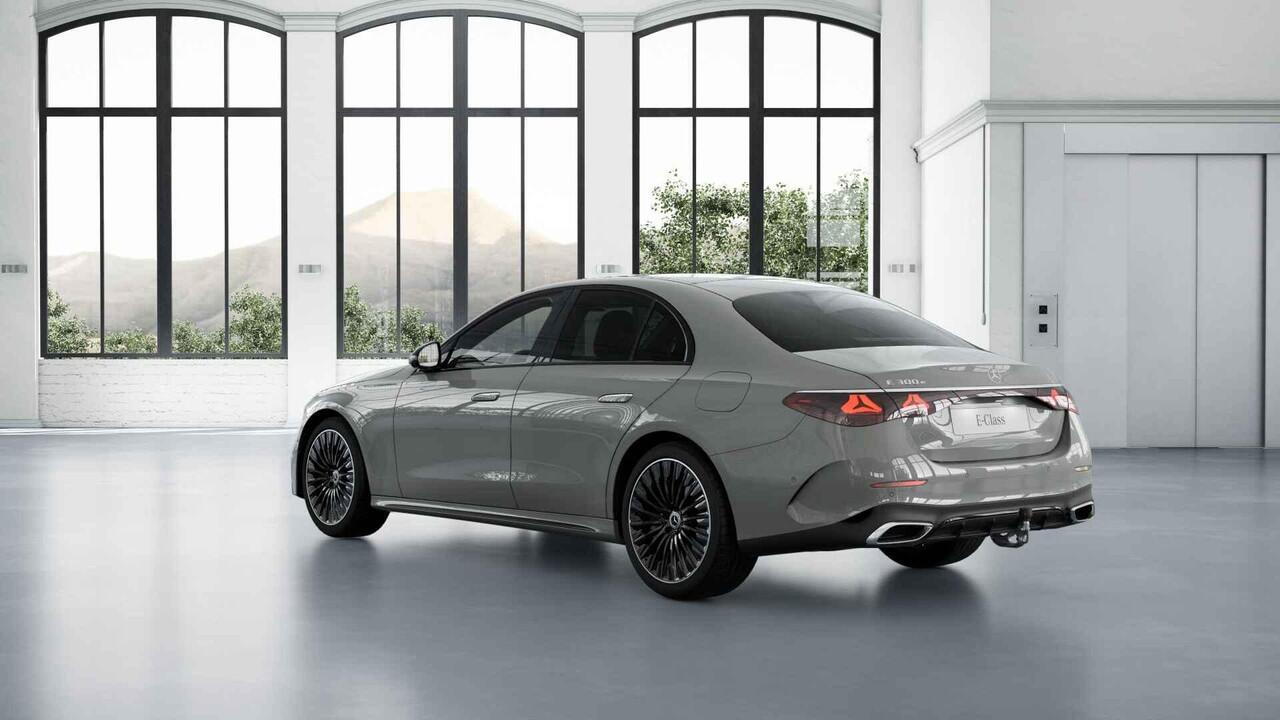 Mercedes-Benz E-KLASSE 300e Sport Edition | Panoramaschuifdak | Head-up | Trekhaak | Burmester | Nightpakket |