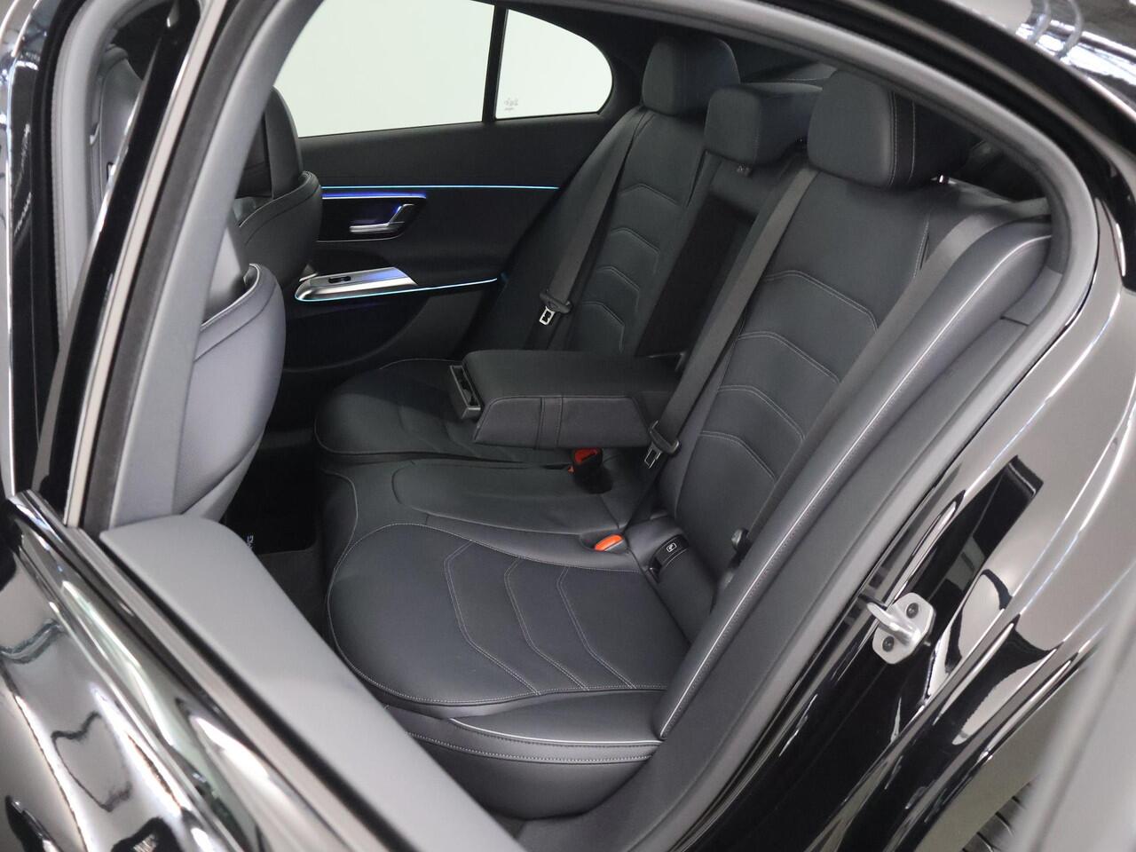 Mercedes-Benz E-KLASSE 300e Sport Edition | Panoramaschuifdak | Nightpakket | Rijassistentiepakket Plus | Premium Plus | Leder pakket | Head-up display | Burmester |