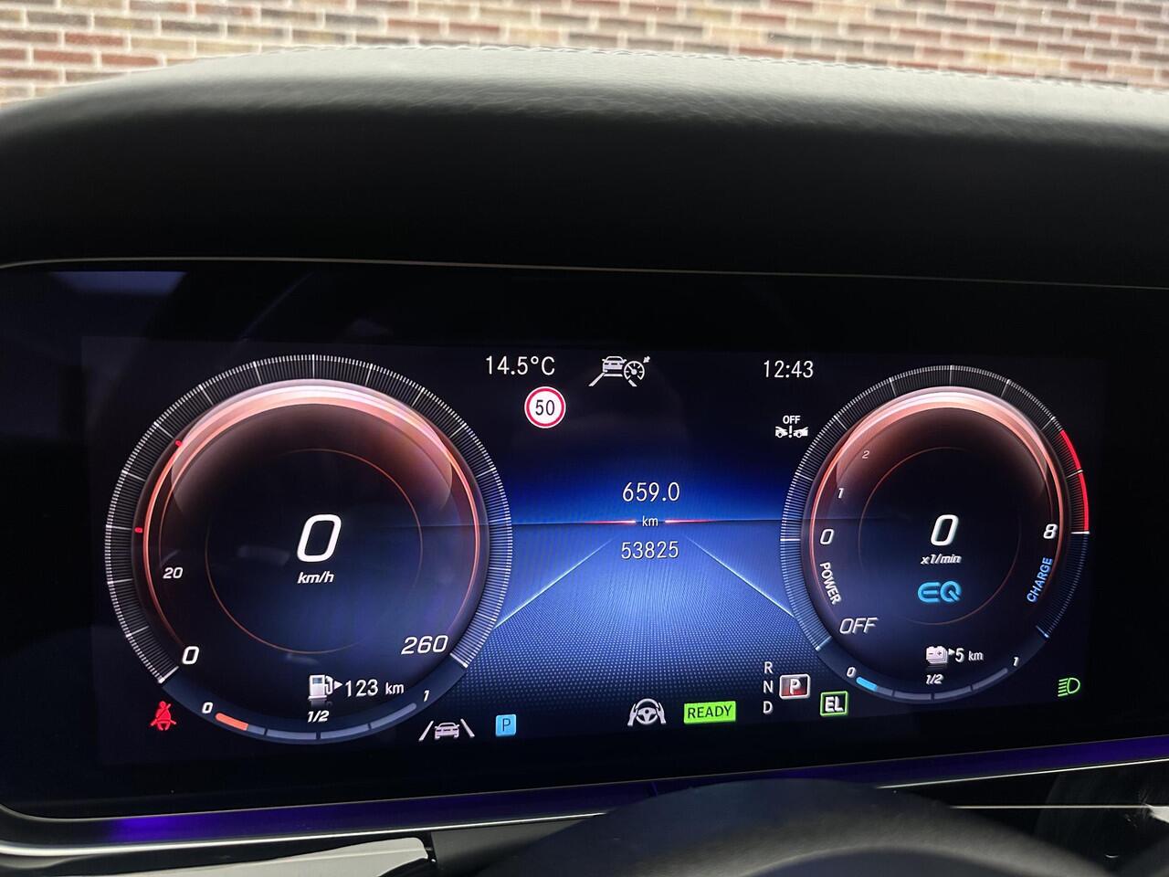 Mercedes-Benz E-KLASSE E300 e AMG Line Bomvol| Pano| Distronic | Burmester| 360'| Memory| Dodehoek | Active steering Assist