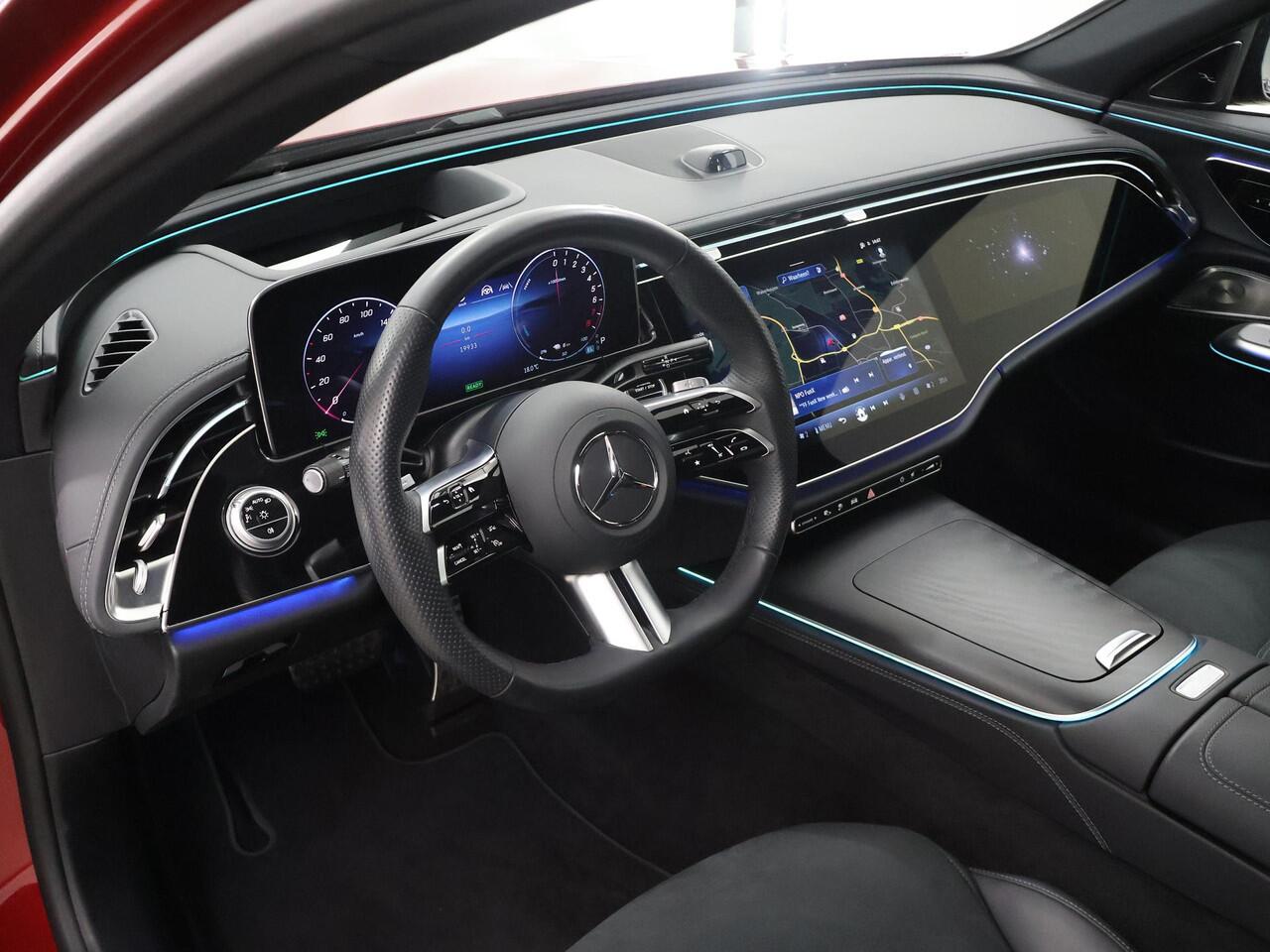 Mercedes-Benz E-KLASSE 300 e AMG Line | Premium plus | Techniek pakket | Rij assistentiepakket | Superscreen | Night pakket |