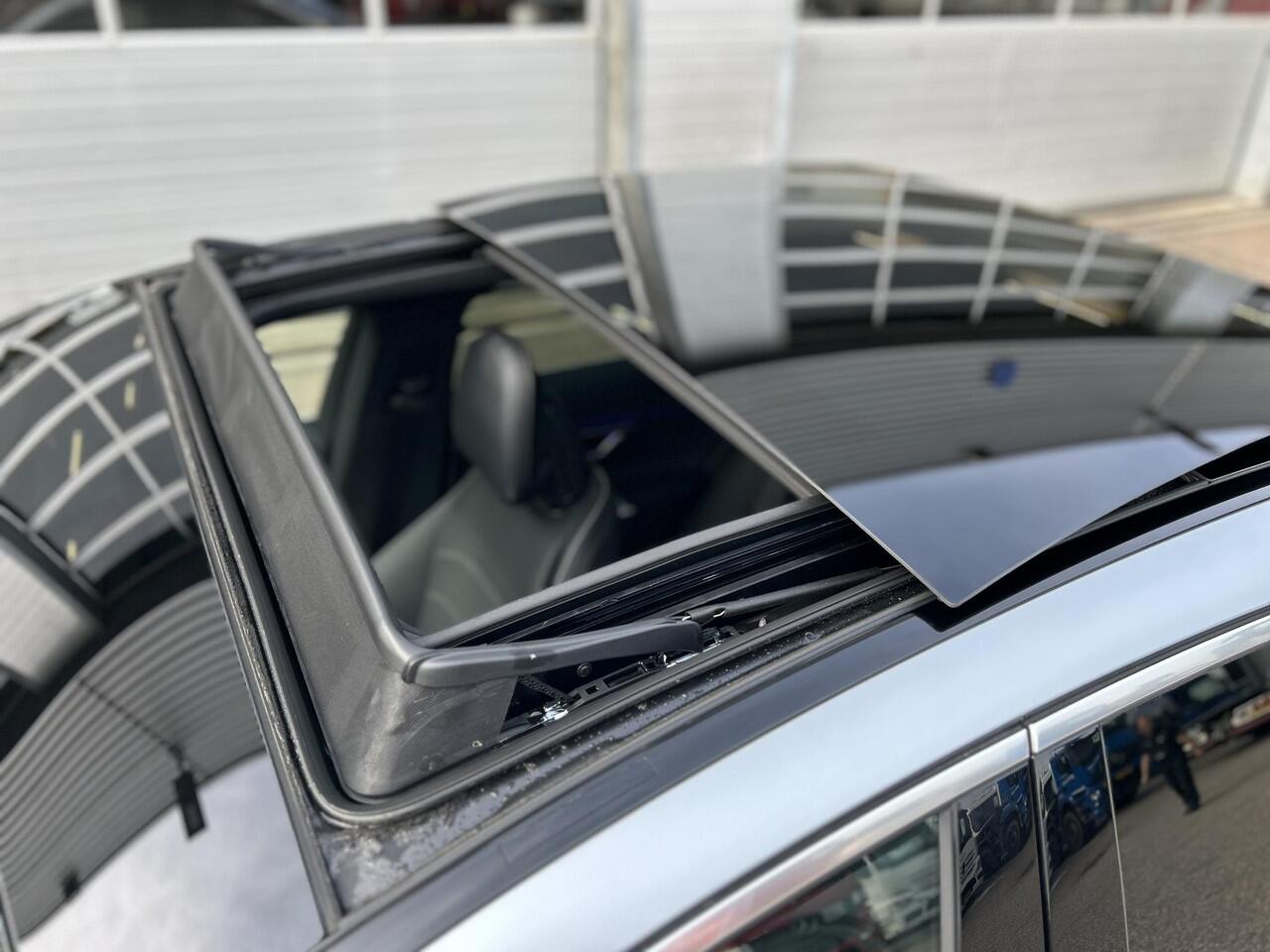 Mercedes-Benz E-KLASSE 300 e Sport Edition