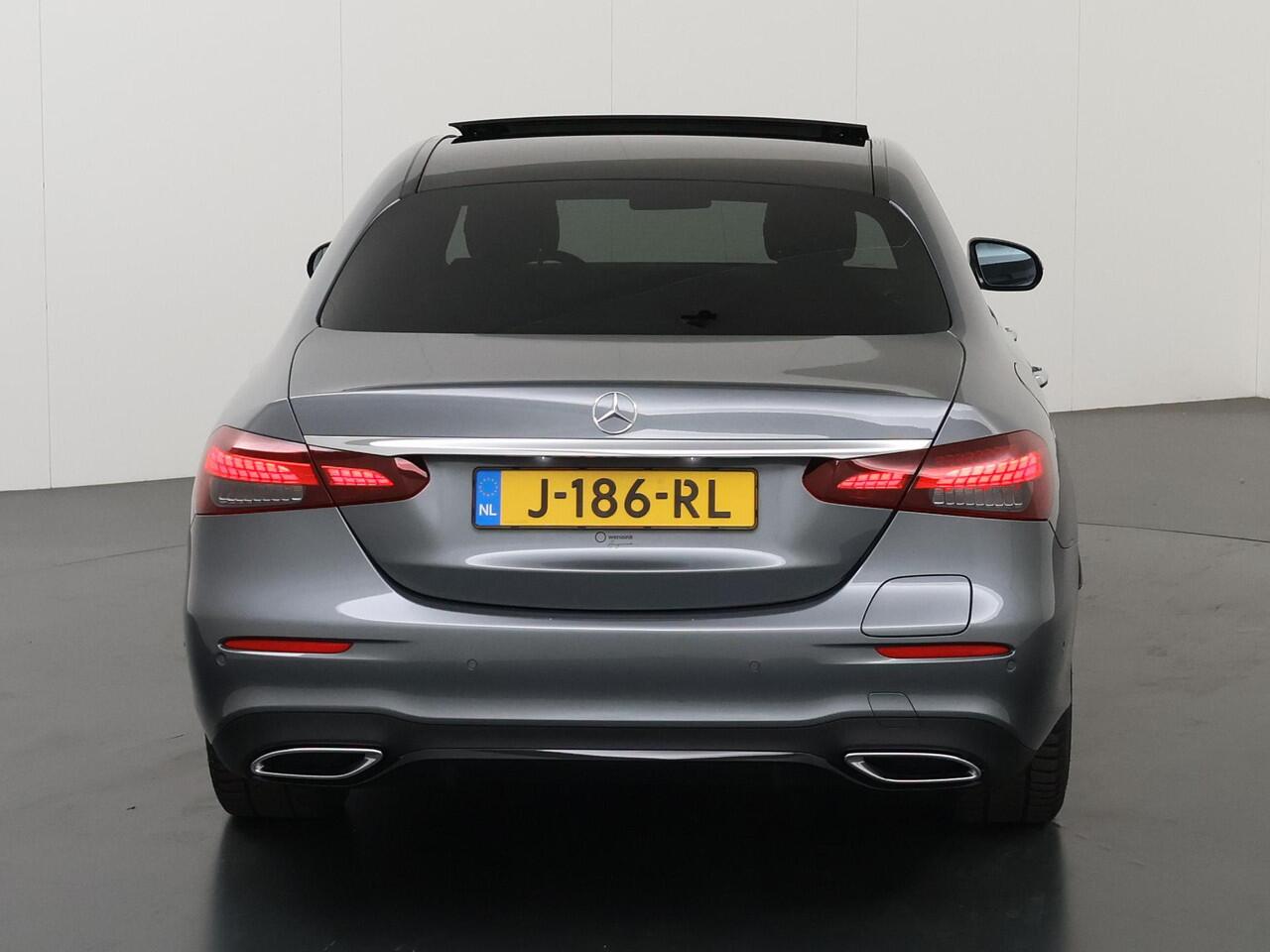 Mercedes-Benz E-KLASSE 300 e Business Solution AMG | Panoramadak | Night pakket | Burmester | Memory |