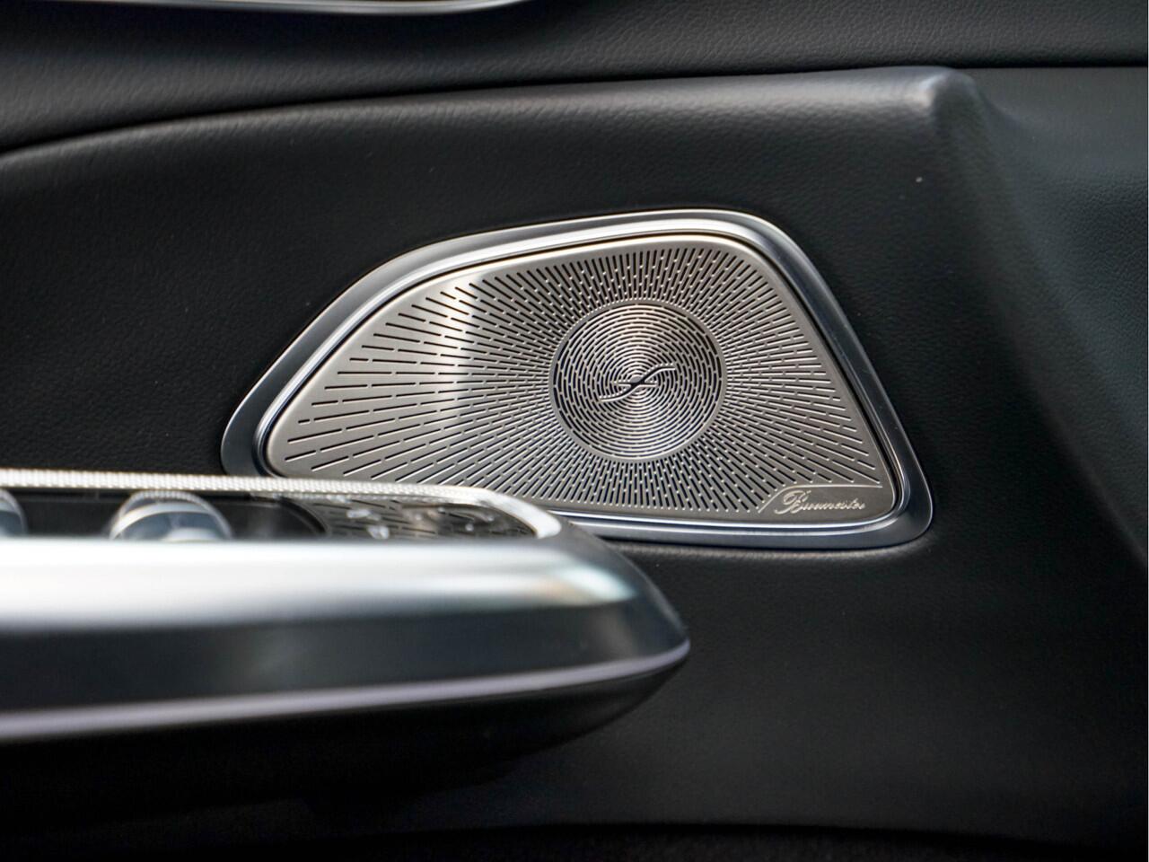 Mercedes-Benz E-KLASSE E400 e 4MATIC AMG Line | Luchtvering | Pano | Achterasbesturing | Head-up display