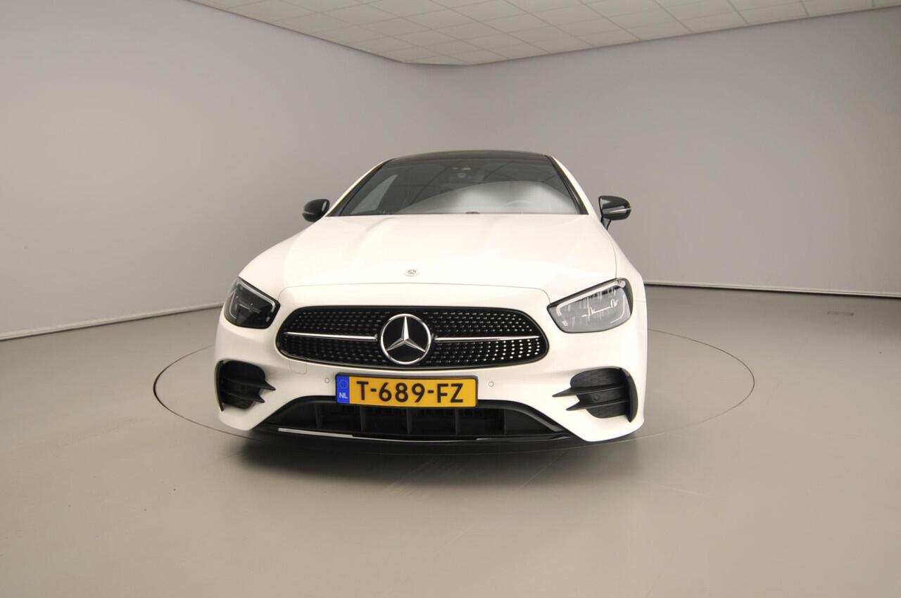 Mercedes-Benz E-KLASSE Coupé 200 AMG Line Widescreen | Pano | Camera | 20"
