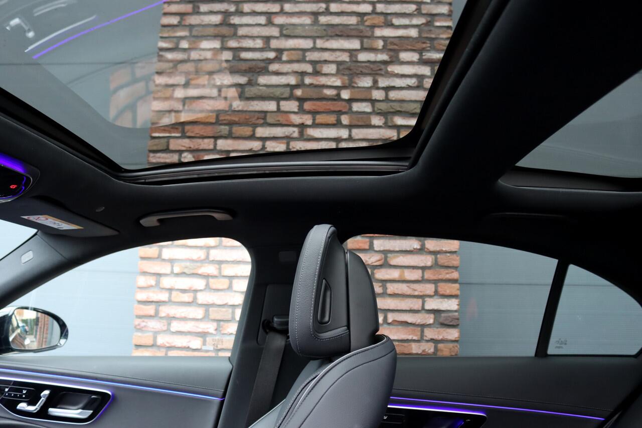 Mercedes-Benz E-KLASSE 300 e AMG Line | Hyperscreen | Airmatic | Achterasbesturing | Distronic+ | Stoelventilatie | Memory | Burmester | HUD | Digital Light | Surround Camera | Verwarmd Stuurwiel |