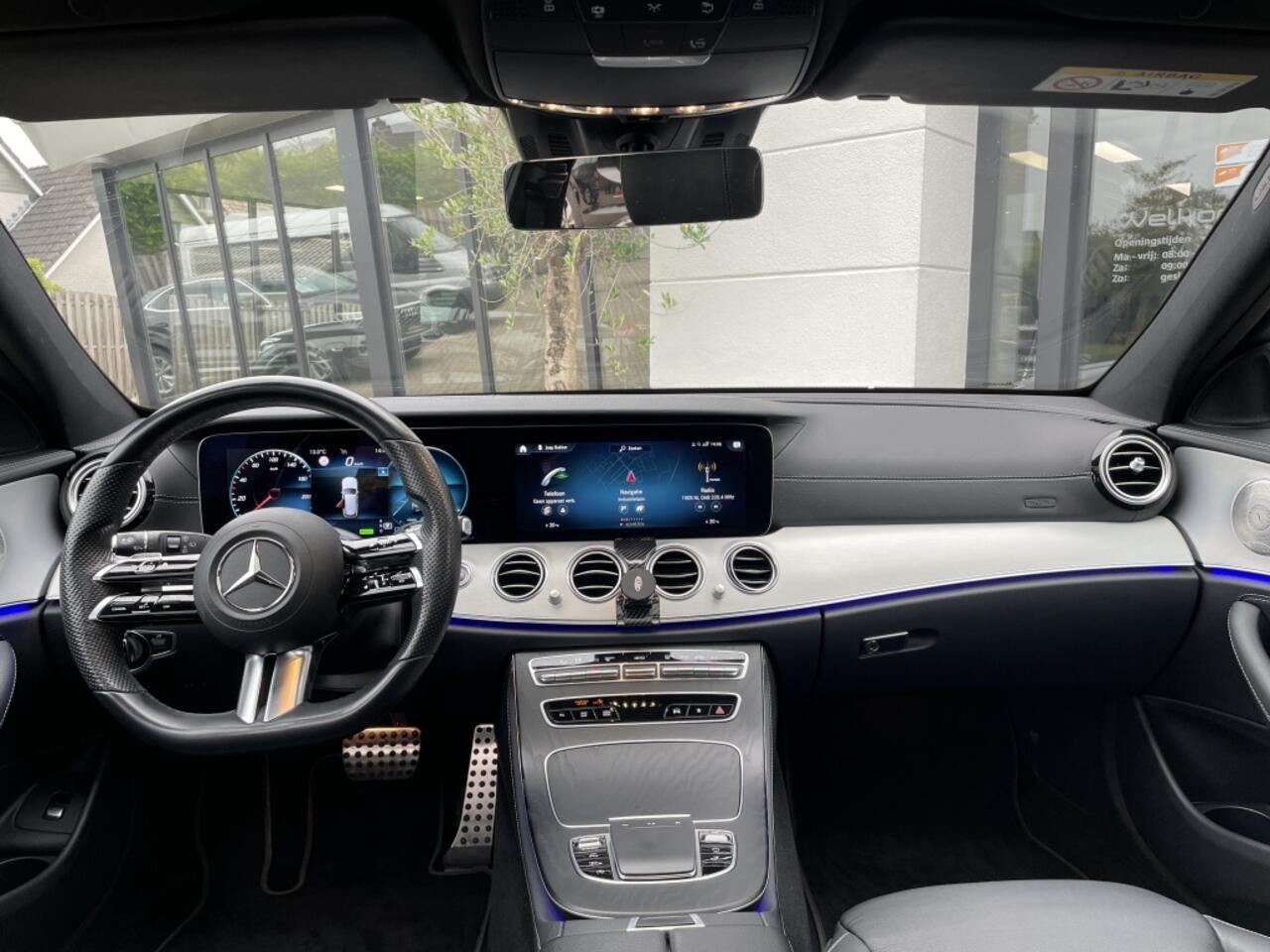 Mercedes-Benz E-KLASSE Pano| 360° Camera| Burnmester| Memory| Leder| Trekhaak| Sfeer