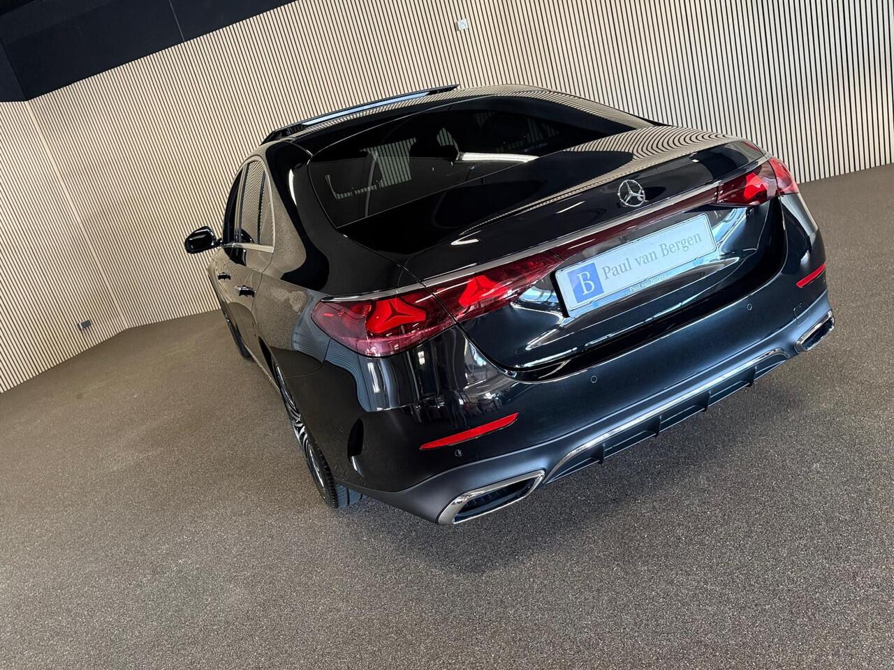 Mercedes-Benz E-KLASSE 220D AMG STYLING-PANORAMA-MEMORY-DISTRONIC-360 CAMERA-ZEER COMPL.