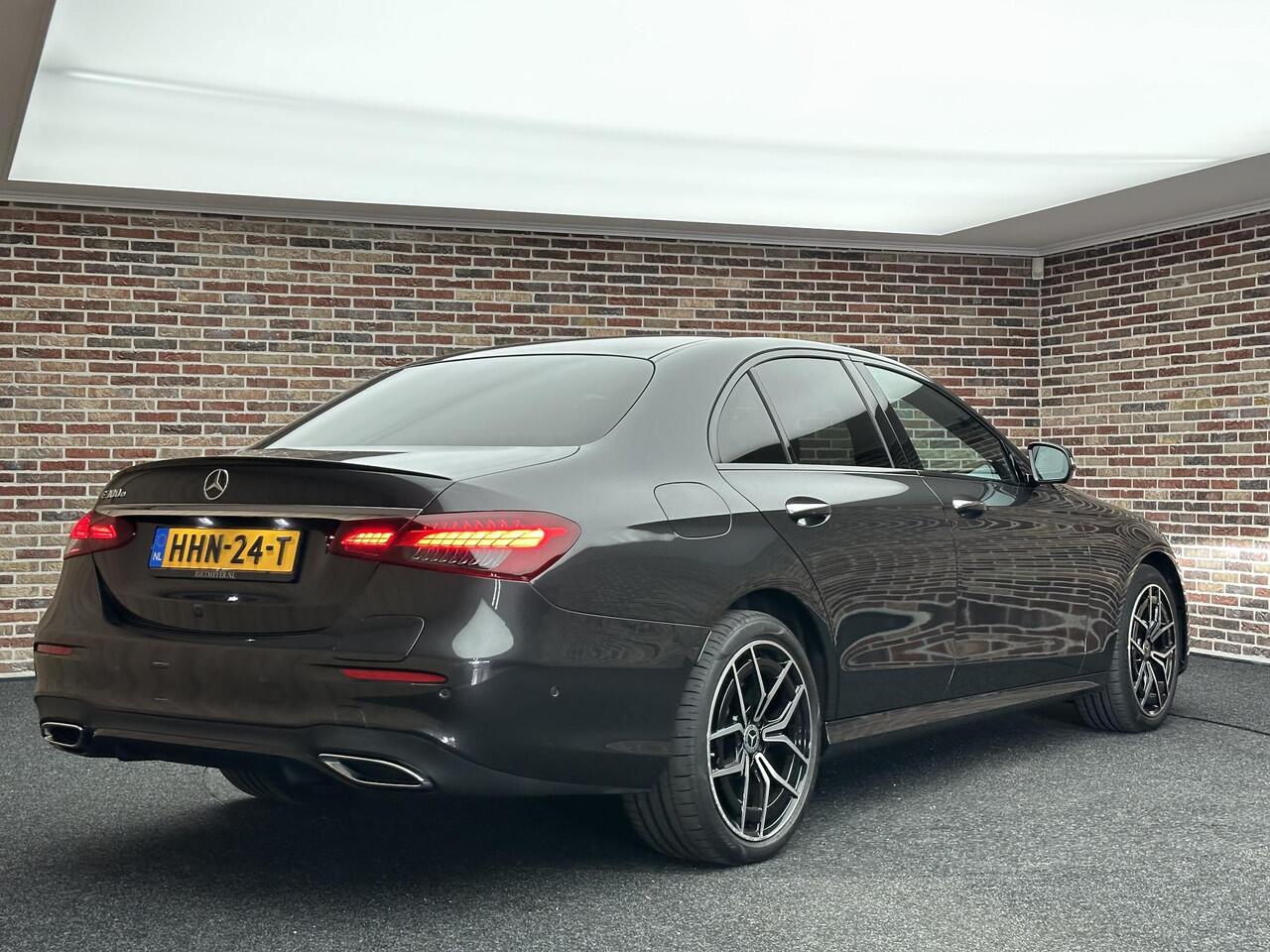 Mercedes-Benz E-KLASSE E300 e AMG Line Bomvol| Pano| Distronic | Burmester| 360'| Memory| Dodehoek | Active steering Assist