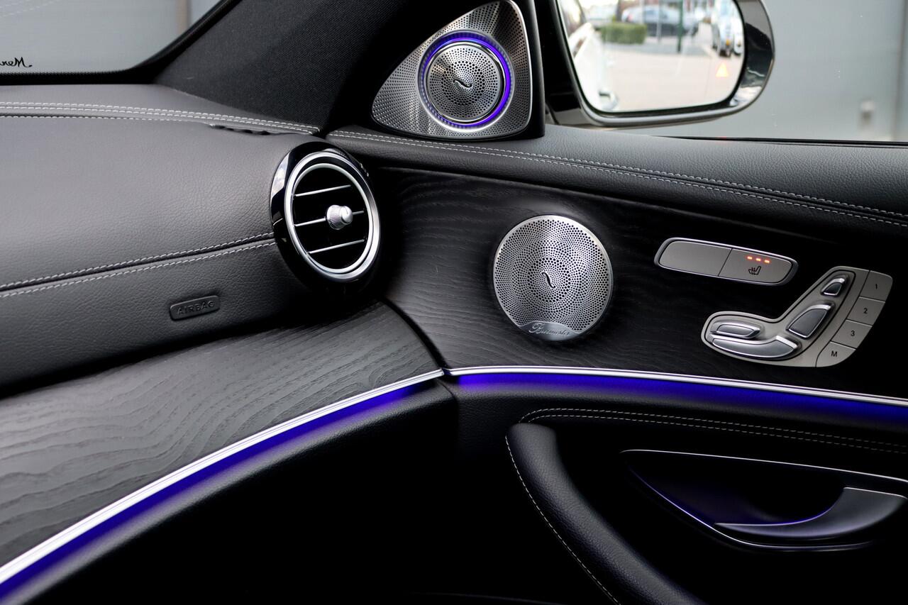 Mercedes-Benz E-KLASSE 400d 4MATIC Premium+ AMG Line Aut9 | Schuifdak | Distronic+ | Burmester High End | Memory | Nappa Leder | Multibeam LED | Parfumering | Keyless Go |