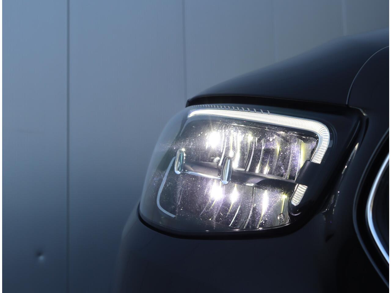 Mercedes-Benz E-KLASSE 200 Luxury | Pano | Burmester | Sfeerverlichting | Leder